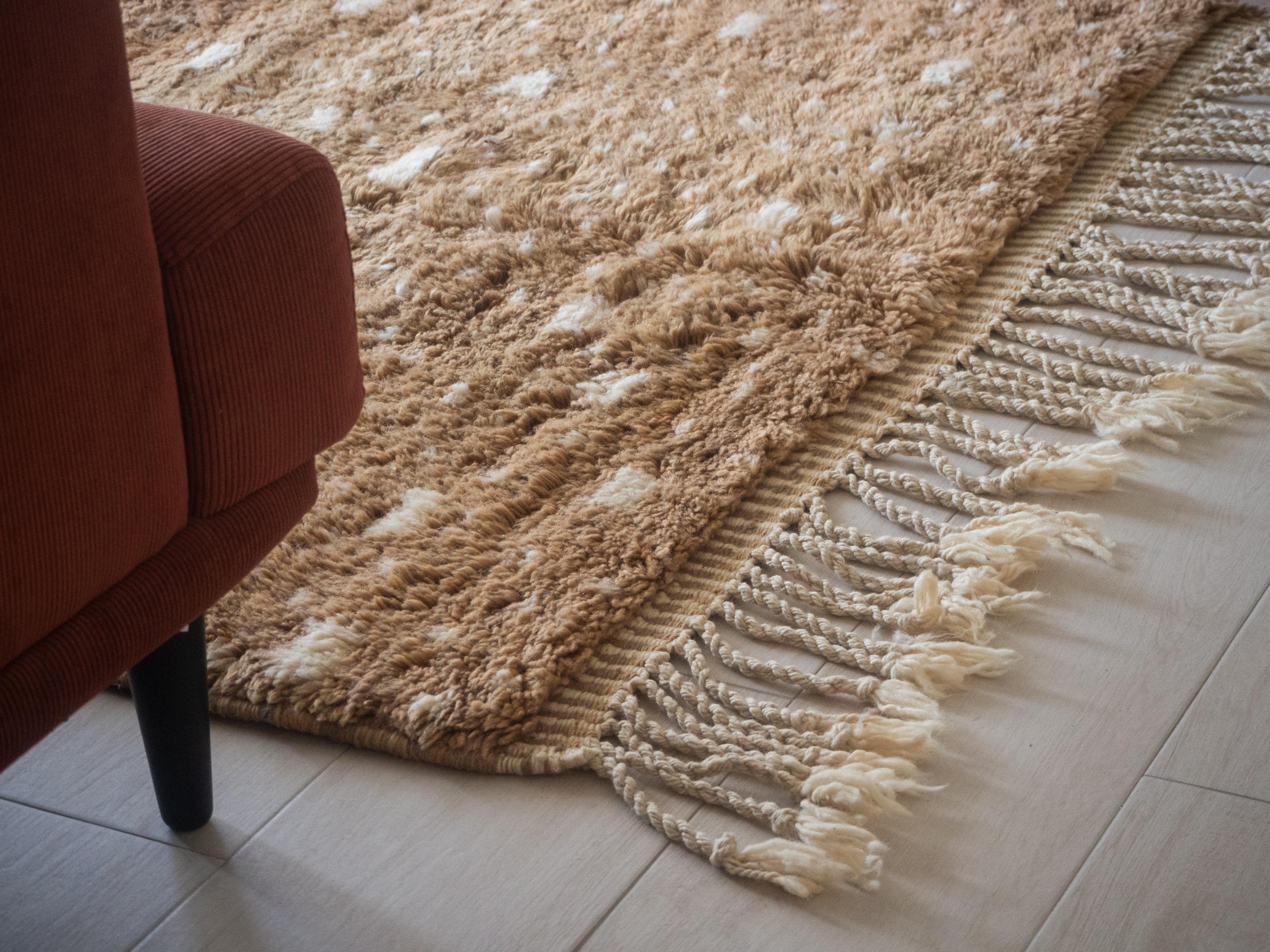 Contemporary Moroccan Beni Mrirt rug, Tribal Pattern Biege Color Berber rug, In Stock For Sale