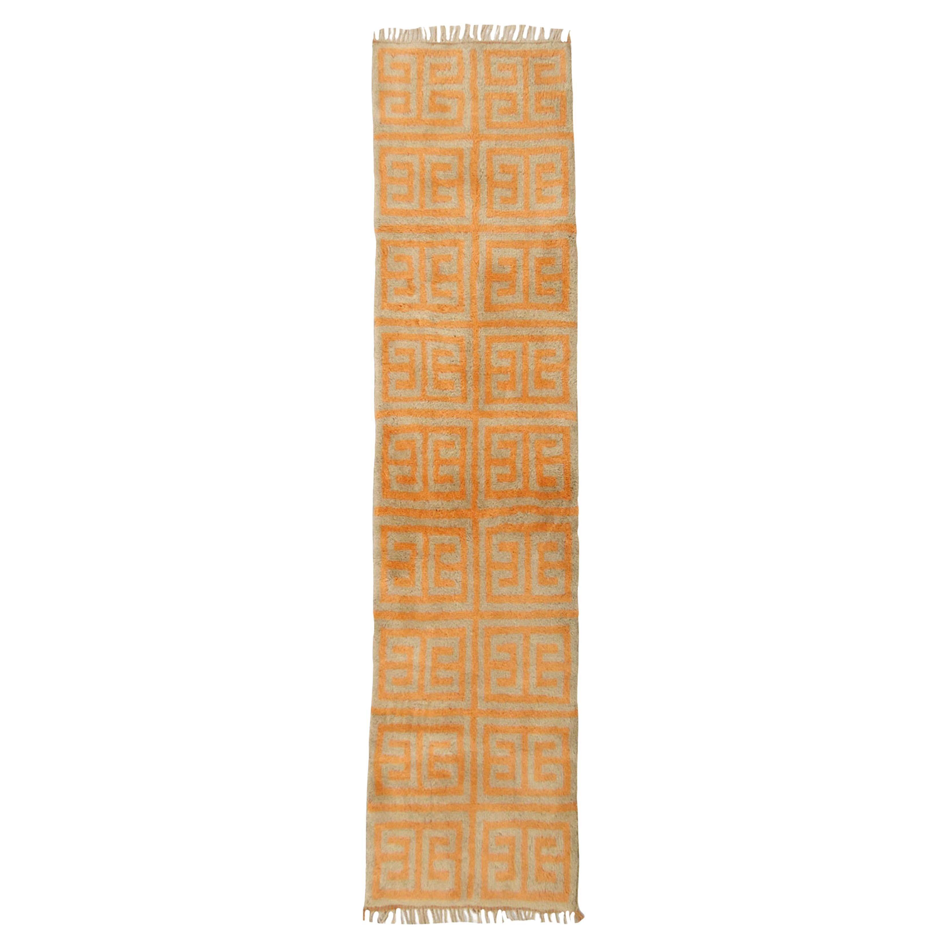 Tapis abstrait en laine marocaine Beni Mrirt 2''5" X 9'11 en vente