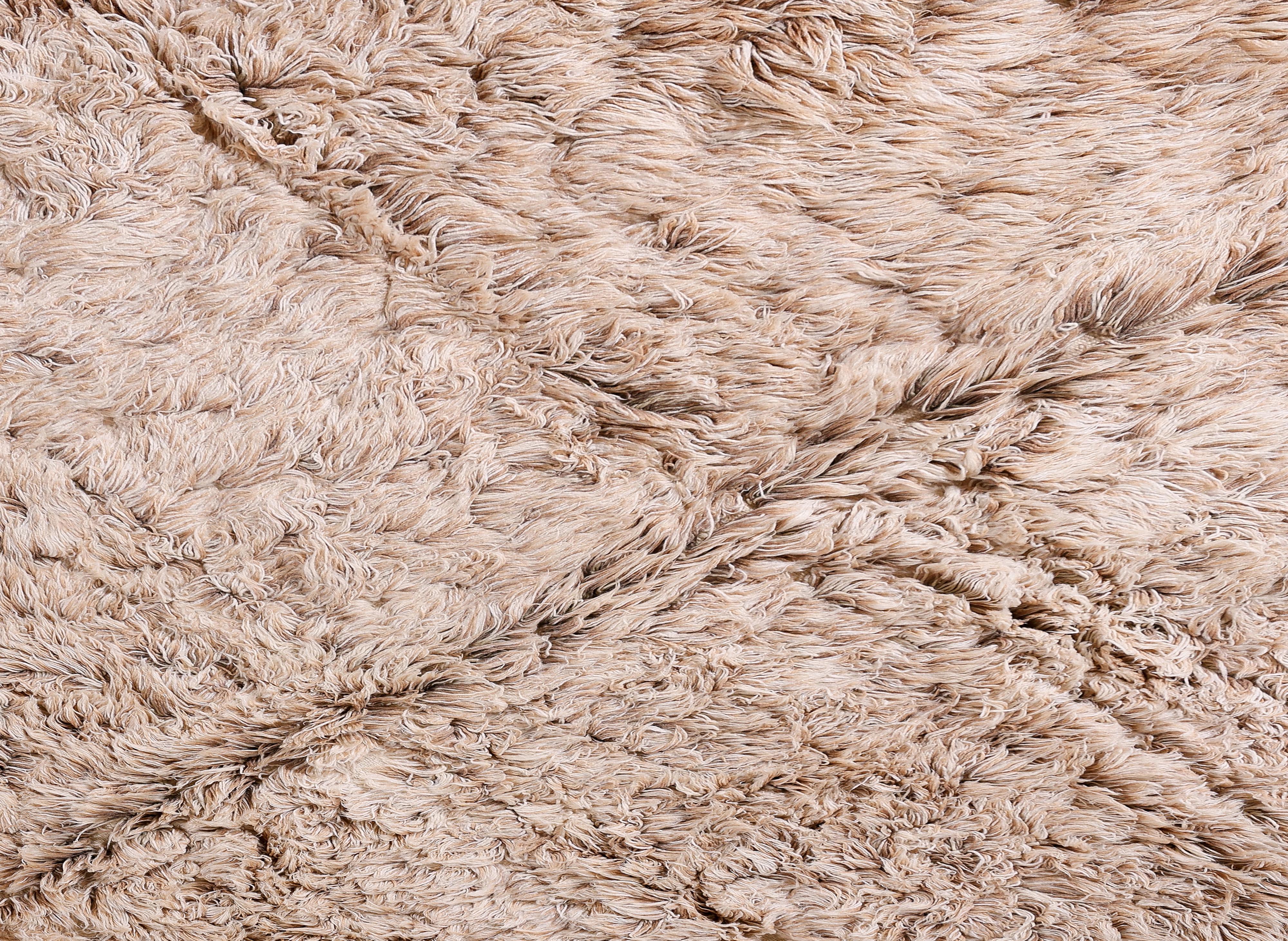 Annodato a mano Tappeto Shag marocchino Beni Ourain - Lana a pelo alto in Nature Beige in vendita
