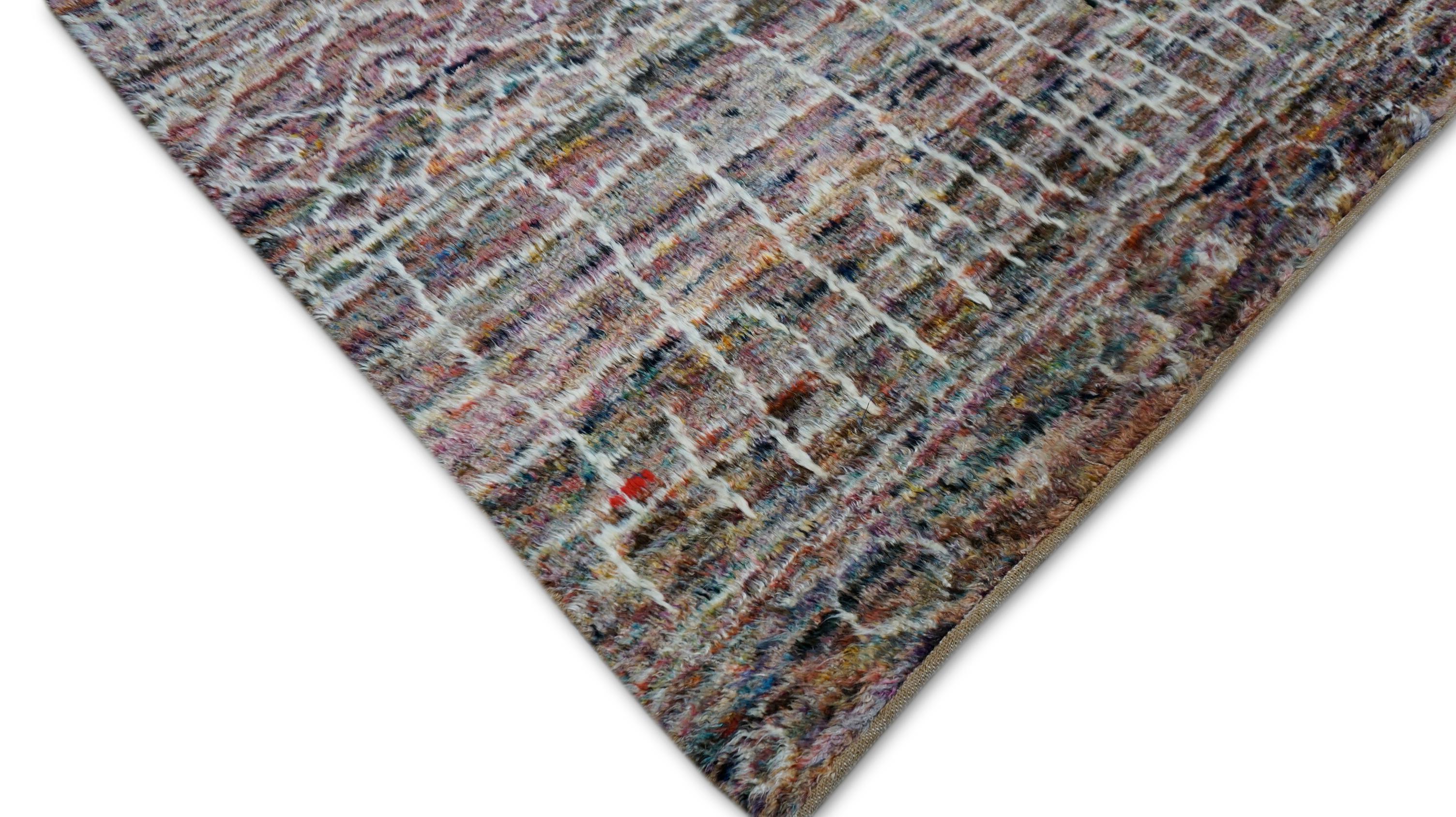 Moroccan Beni ourain Style Multi-Colored Wool Rug 8'1''x9'6'' In New Condition For Sale In Torrance, CA