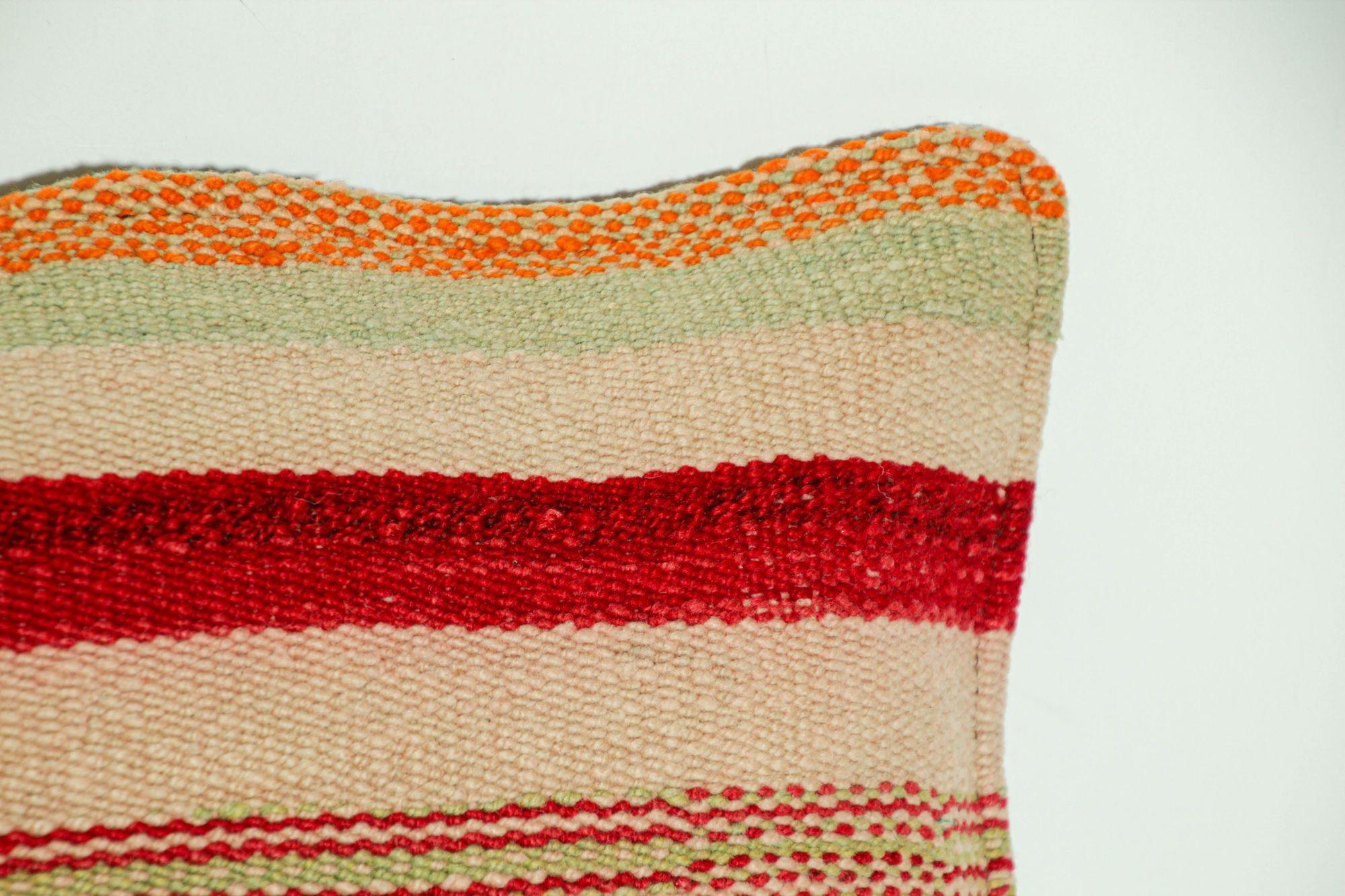 Marocain Coussin d'appoint berbère marocaine tissé à la main en vente
