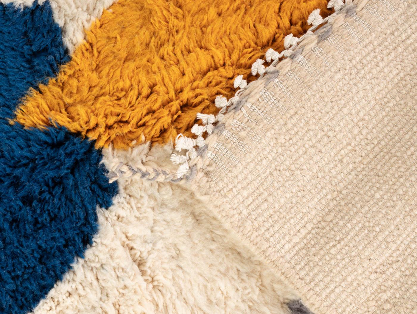 Marokkanischer Berberteppich Beni Ourain aus 100 % Wolle, handgefertigt (21. Jahrhundert und zeitgenössisch) im Angebot