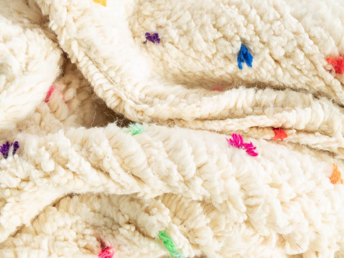 Marokkanischer Berberteppich 100% Wolle Handgefertigt im Zustand „Hervorragend“ im Angebot in Neuss, NW