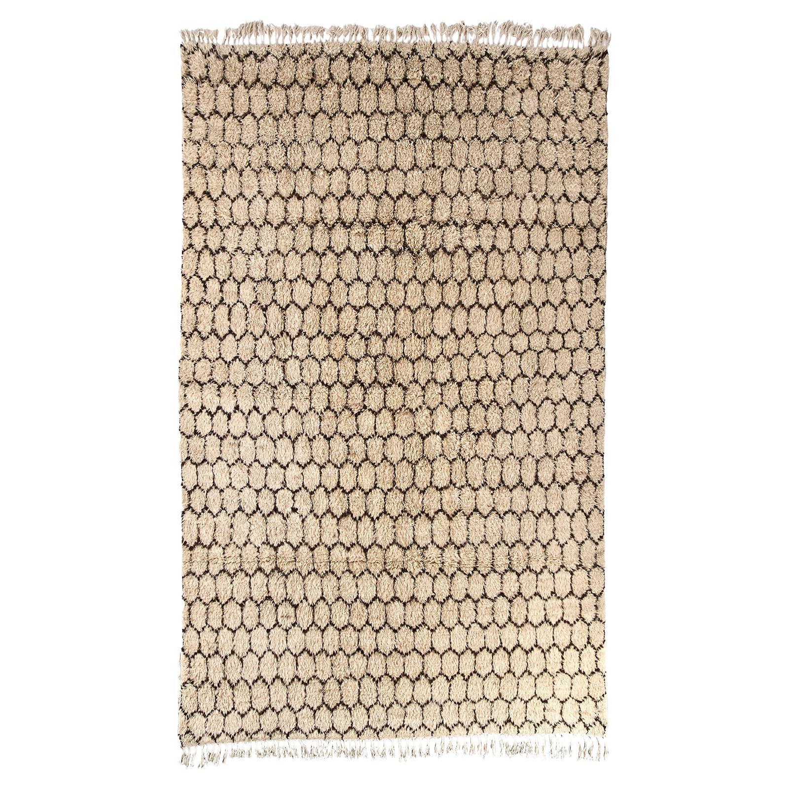 Moroccan Berber Rug in Honeycomb Pattern