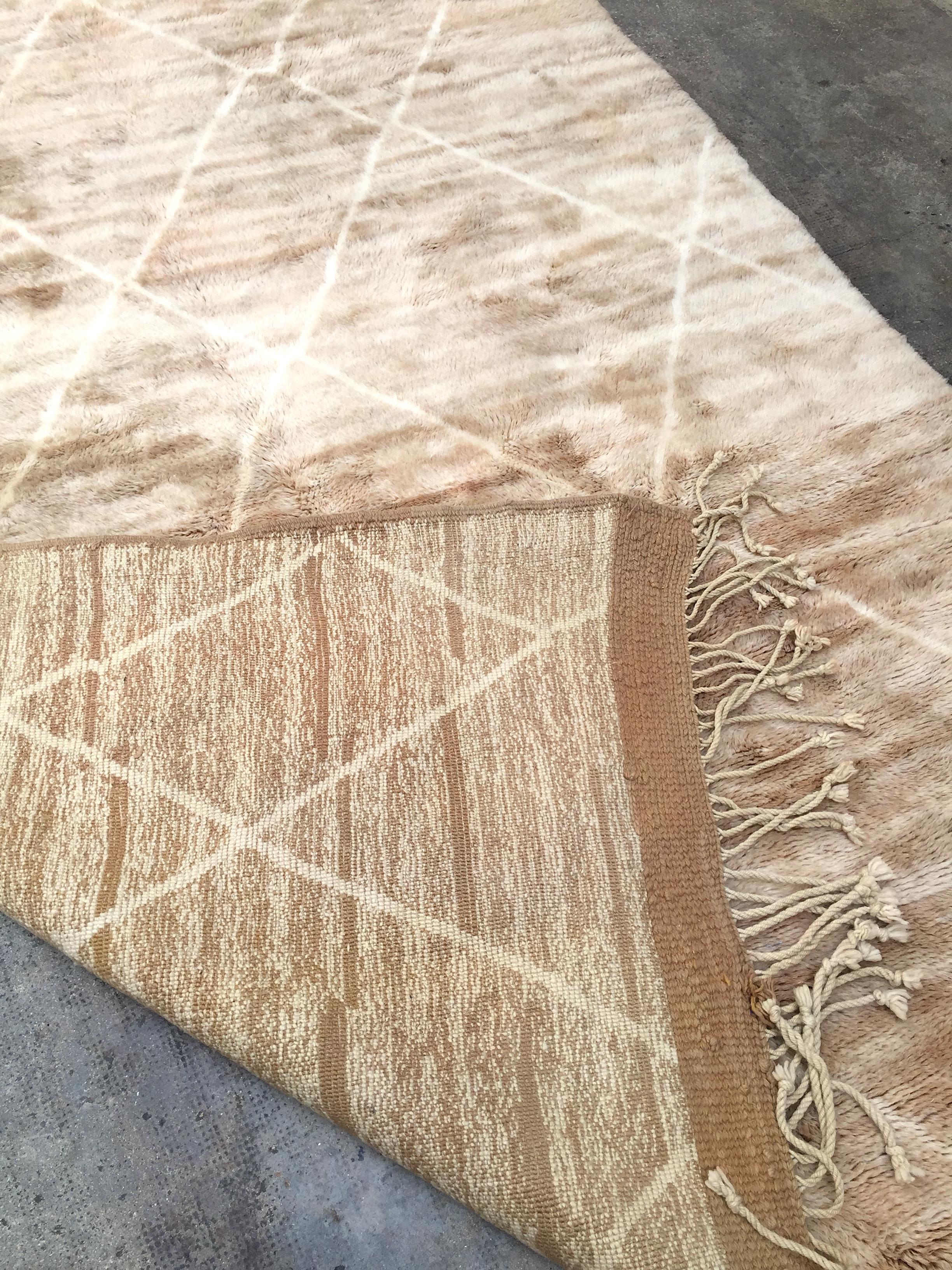 Moroccan Berber Rug, Middle Atlas Carpet, 100% Wool, Contemporary 2