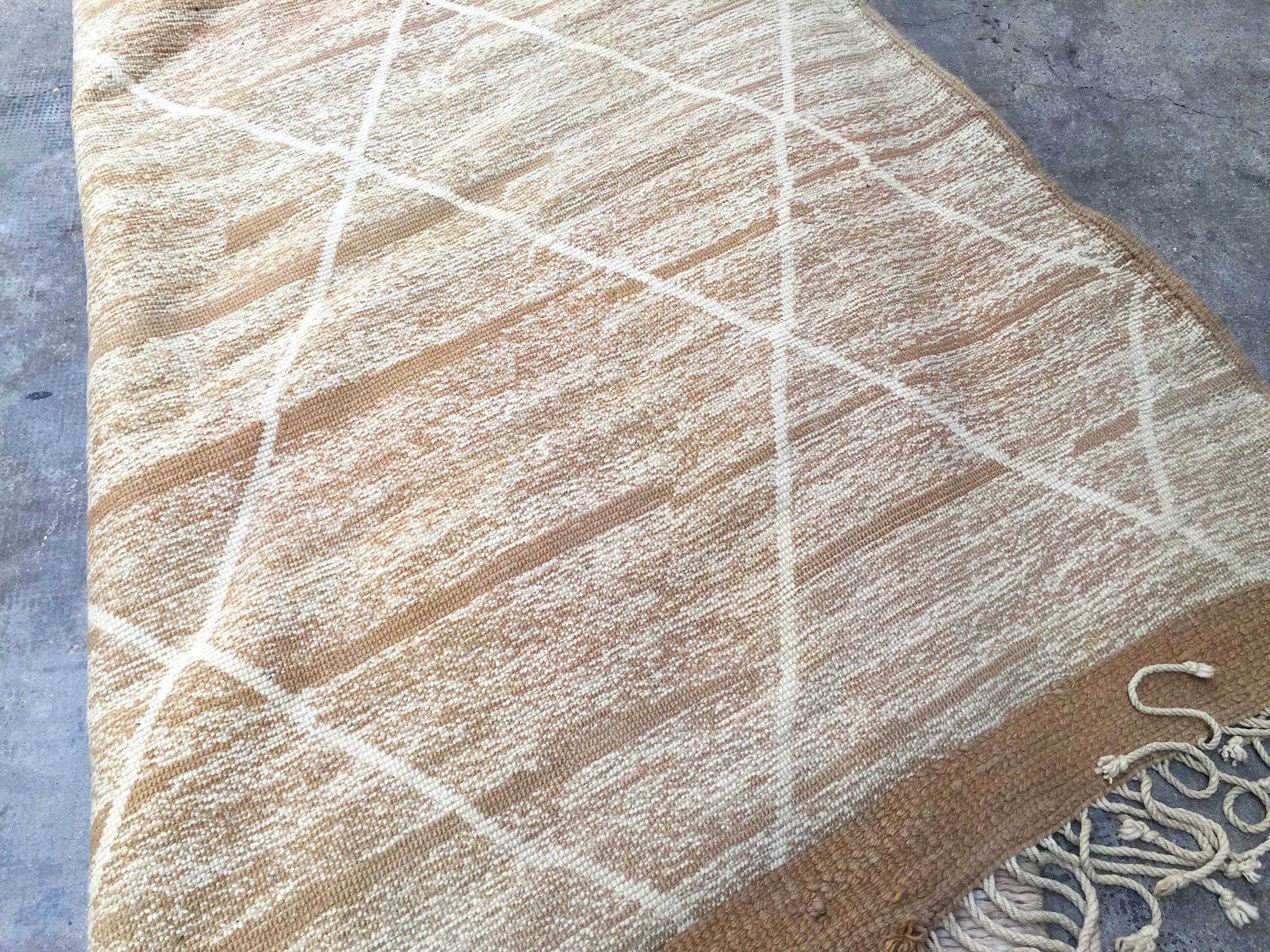 Moroccan Berber Rug, Middle Atlas Carpet, 100% Wool, Contemporary 3
