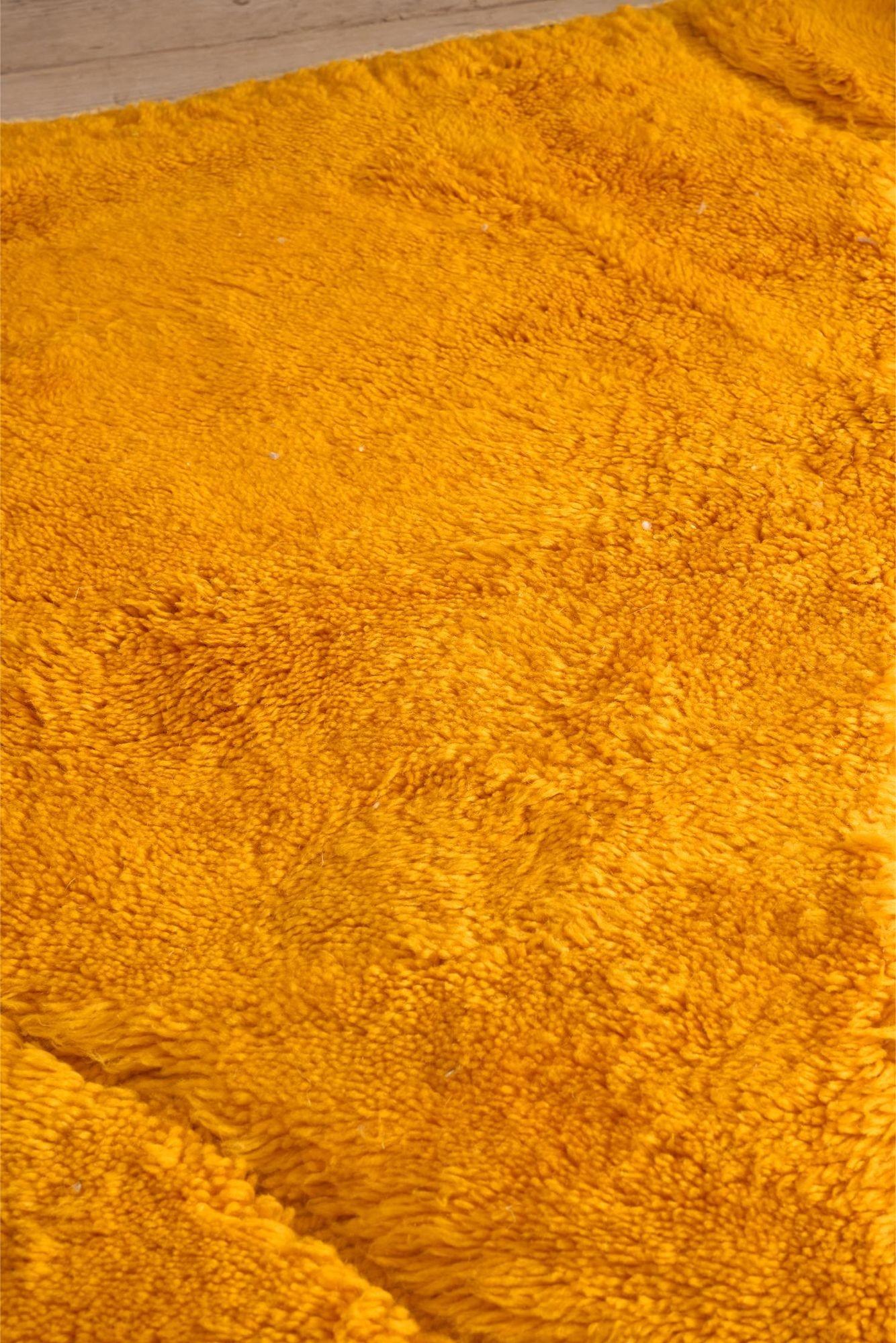 Marokkanischer Berberteppich - Gelb #2 im Angebot 1