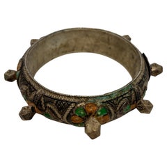 Silberne Armspangen