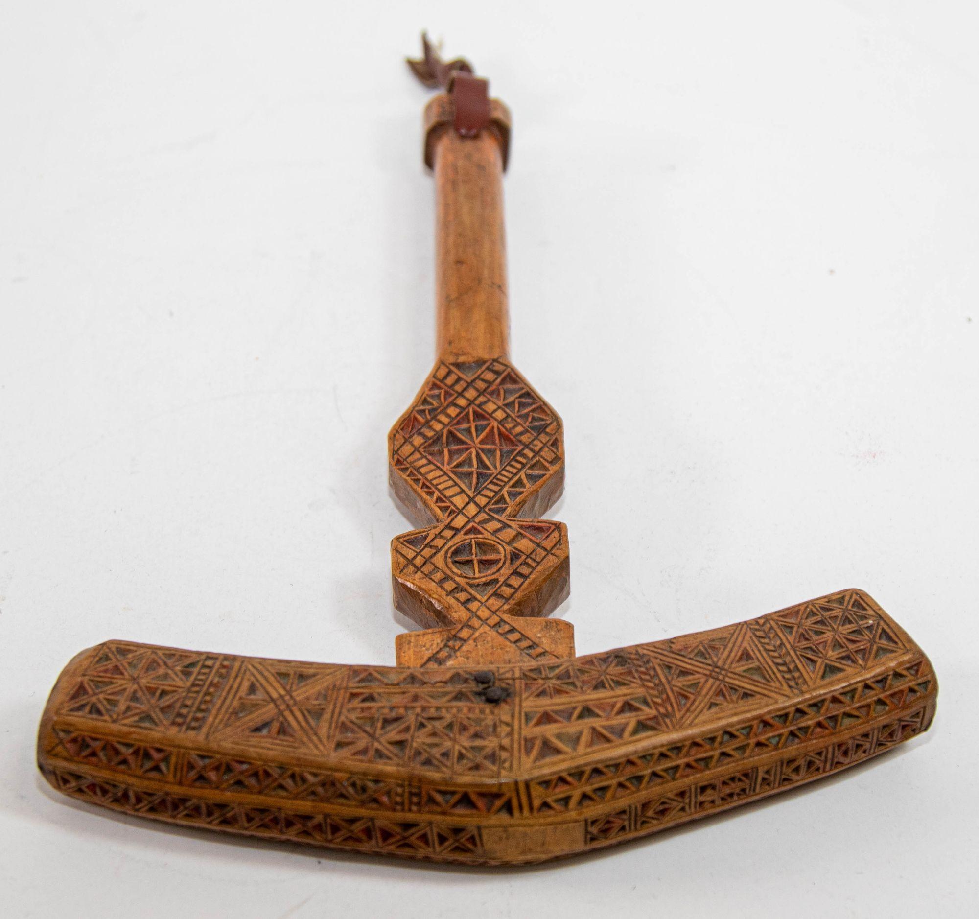 Moroccan Berber Wooden Sugar Hammer Marteau a Sucre Deggaga For Sale 6