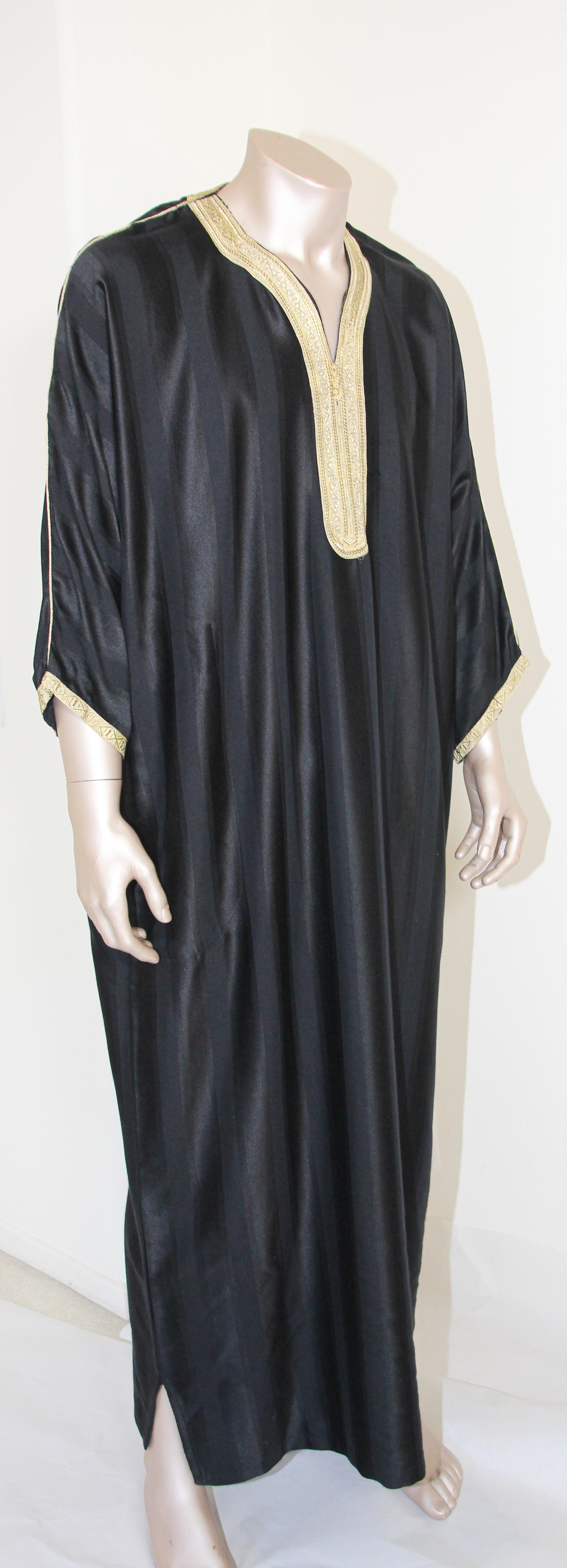 Hand-Crafted Moroccan Black Vintage Gentleman Caftan For Sale