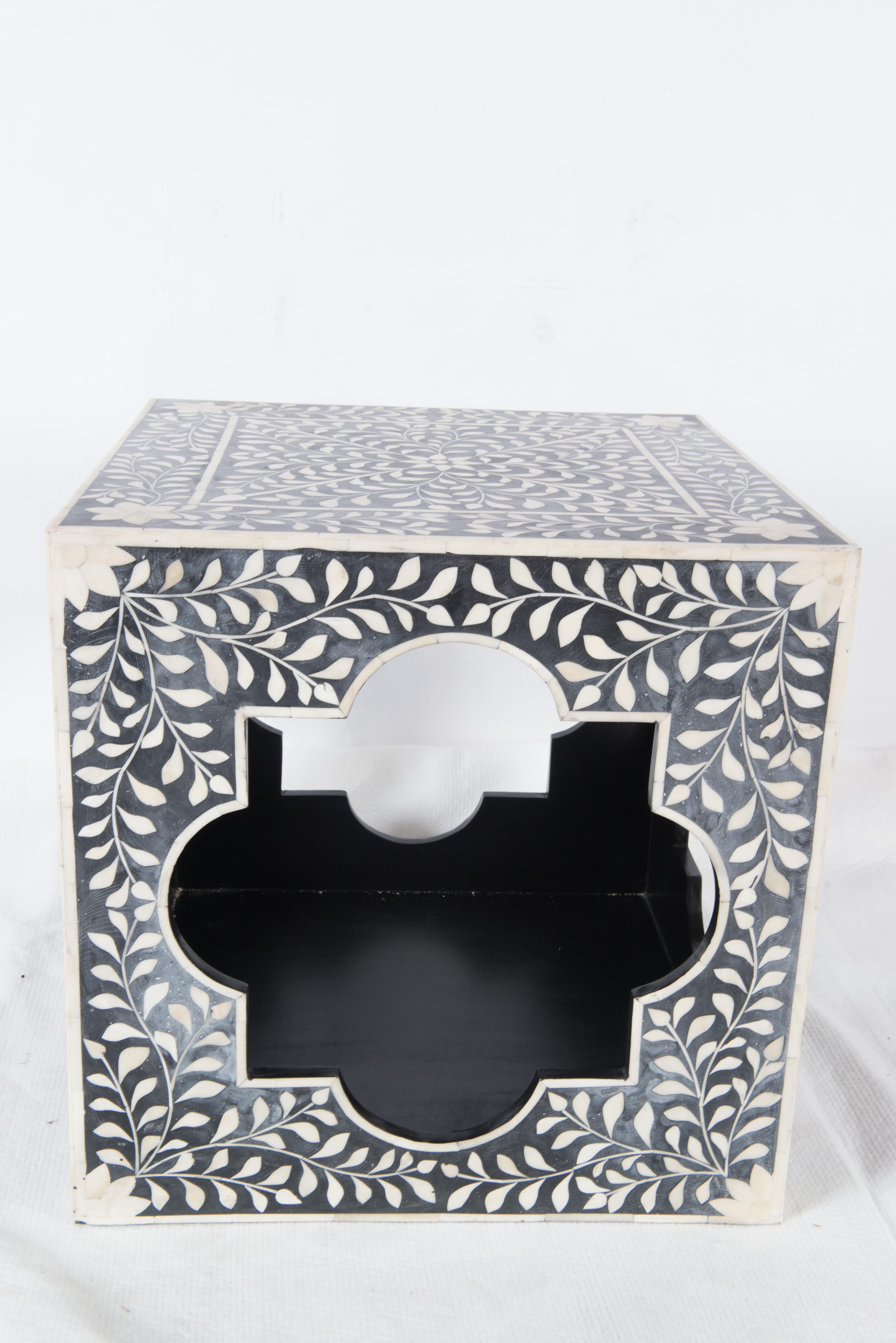 Moroccan Black and White Bone Side Table Cube 9