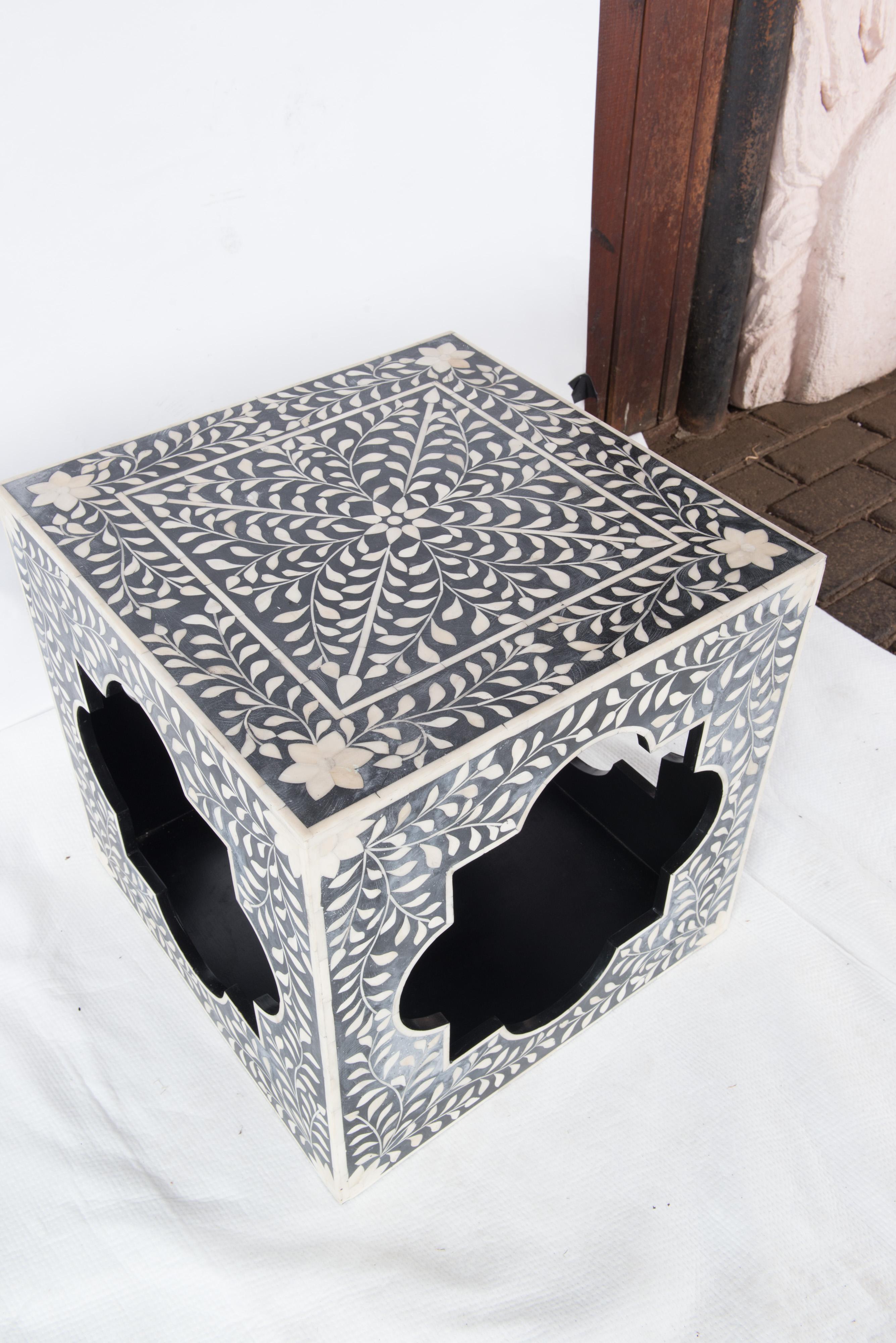 Moroccan Black and White Bone Side Table Cube 11