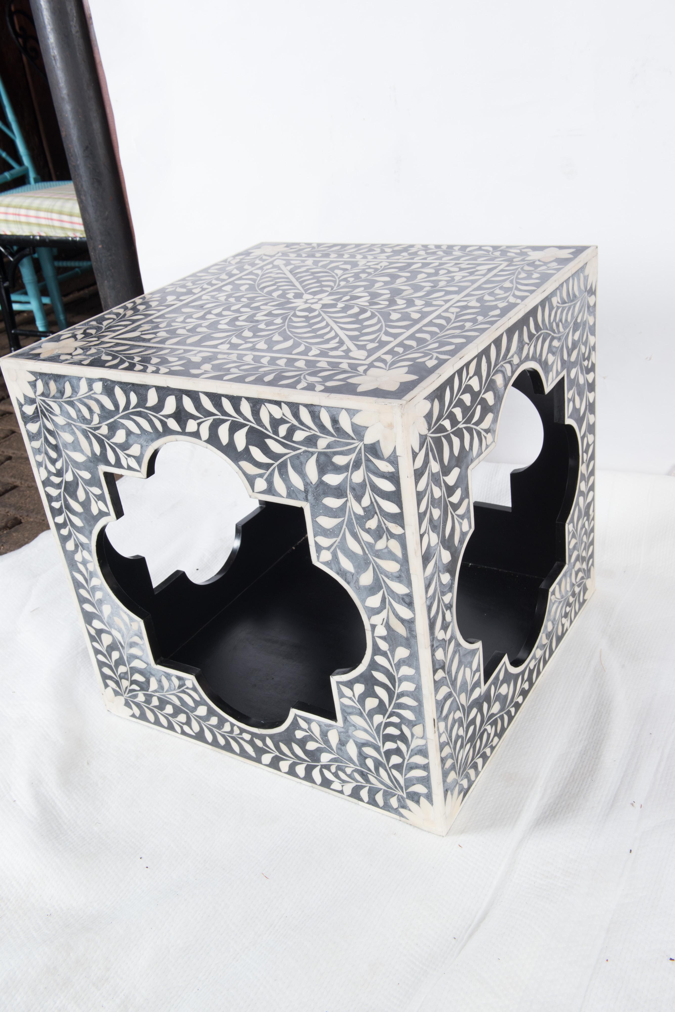 Moroccan Black and White Bone Side Table Cube 12