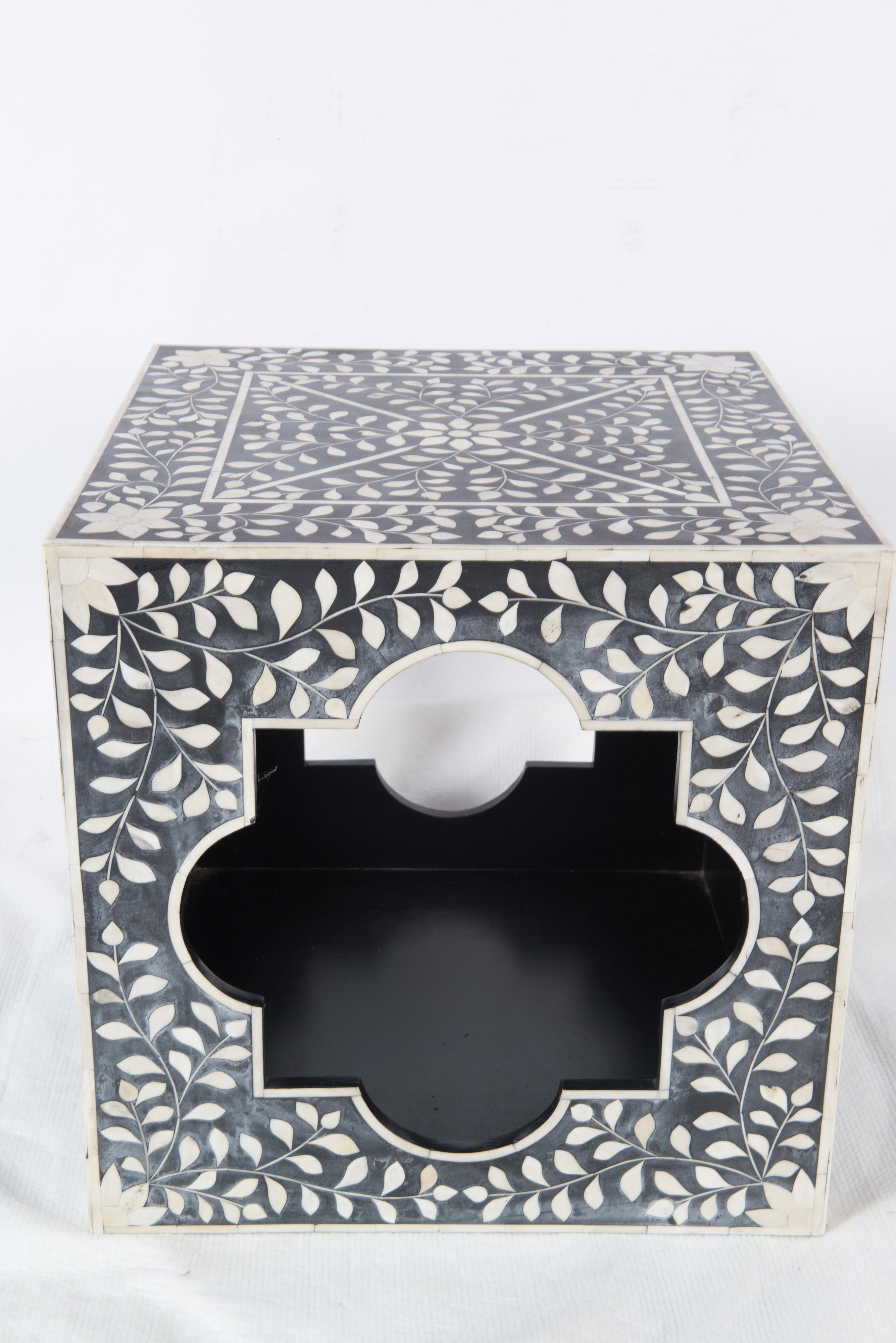 Moroccan Black and White Bone Side Table Cube 1