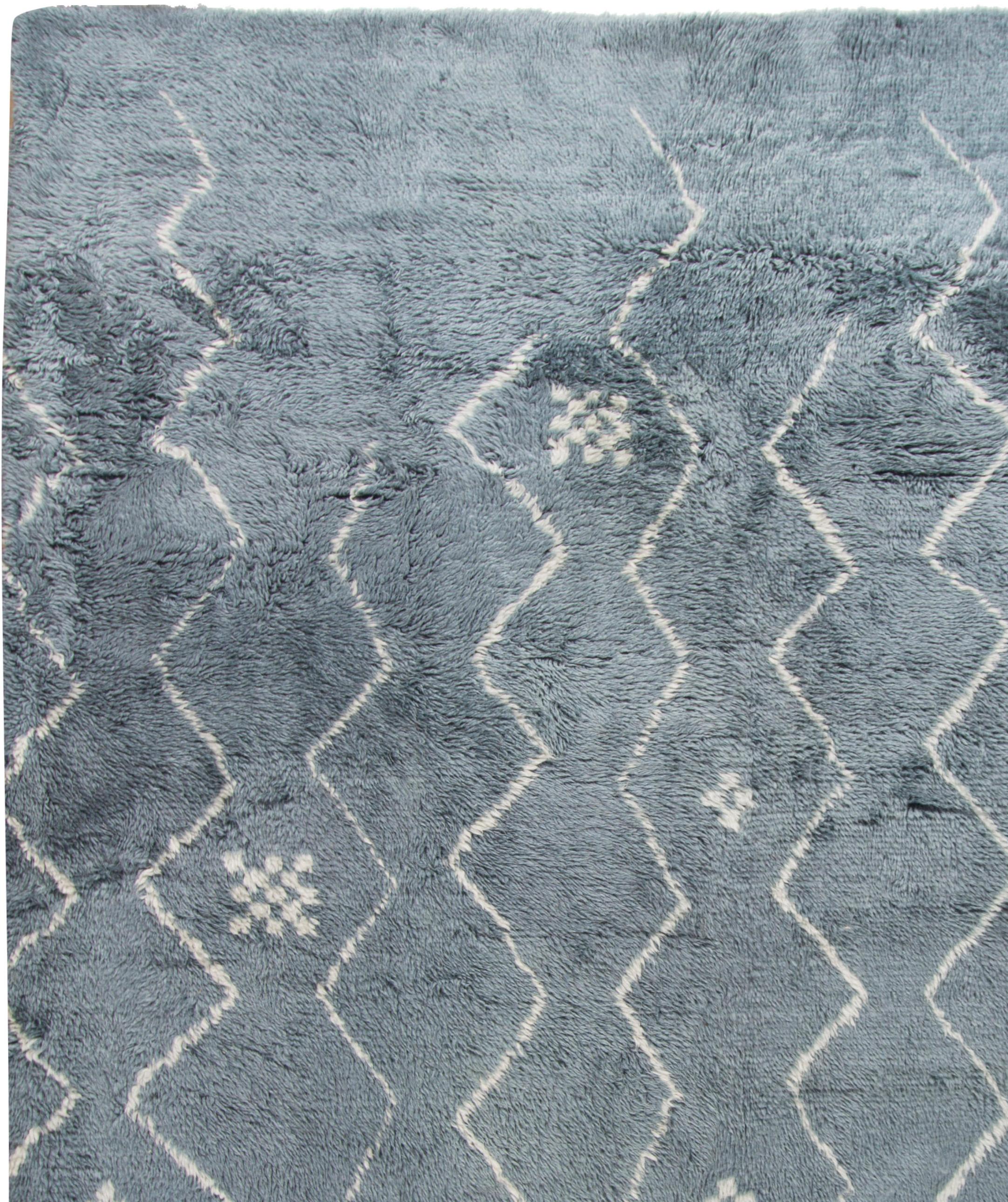Tappeto Collectional Moroccan Blue Fluffy 10'8 X 14'5 In condizioni Nuovo in vendita a New York, NY