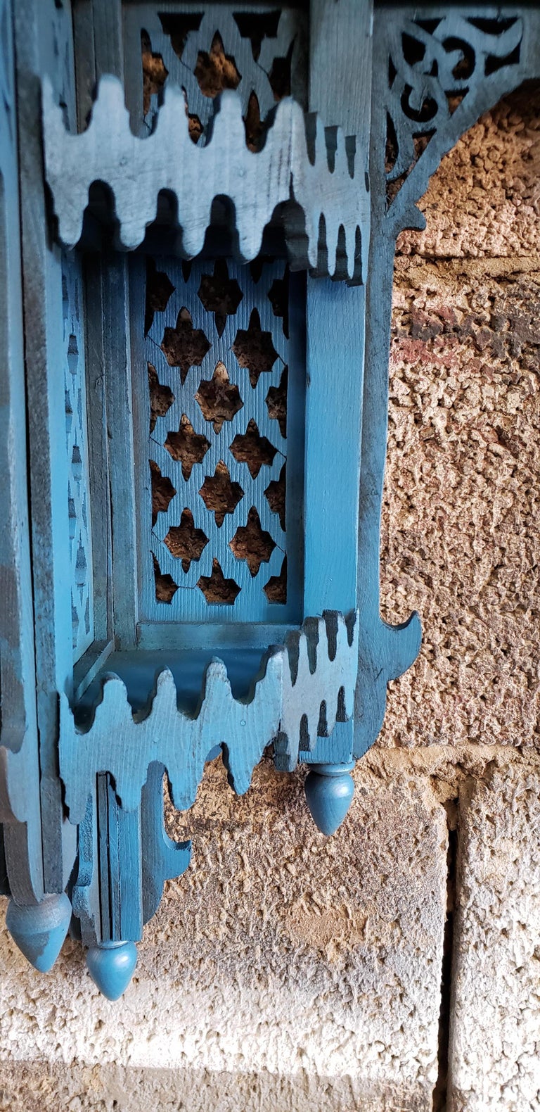 Moroccan Blue Wooden Corner Shelf In New Condition For Sale In Orlando, FL