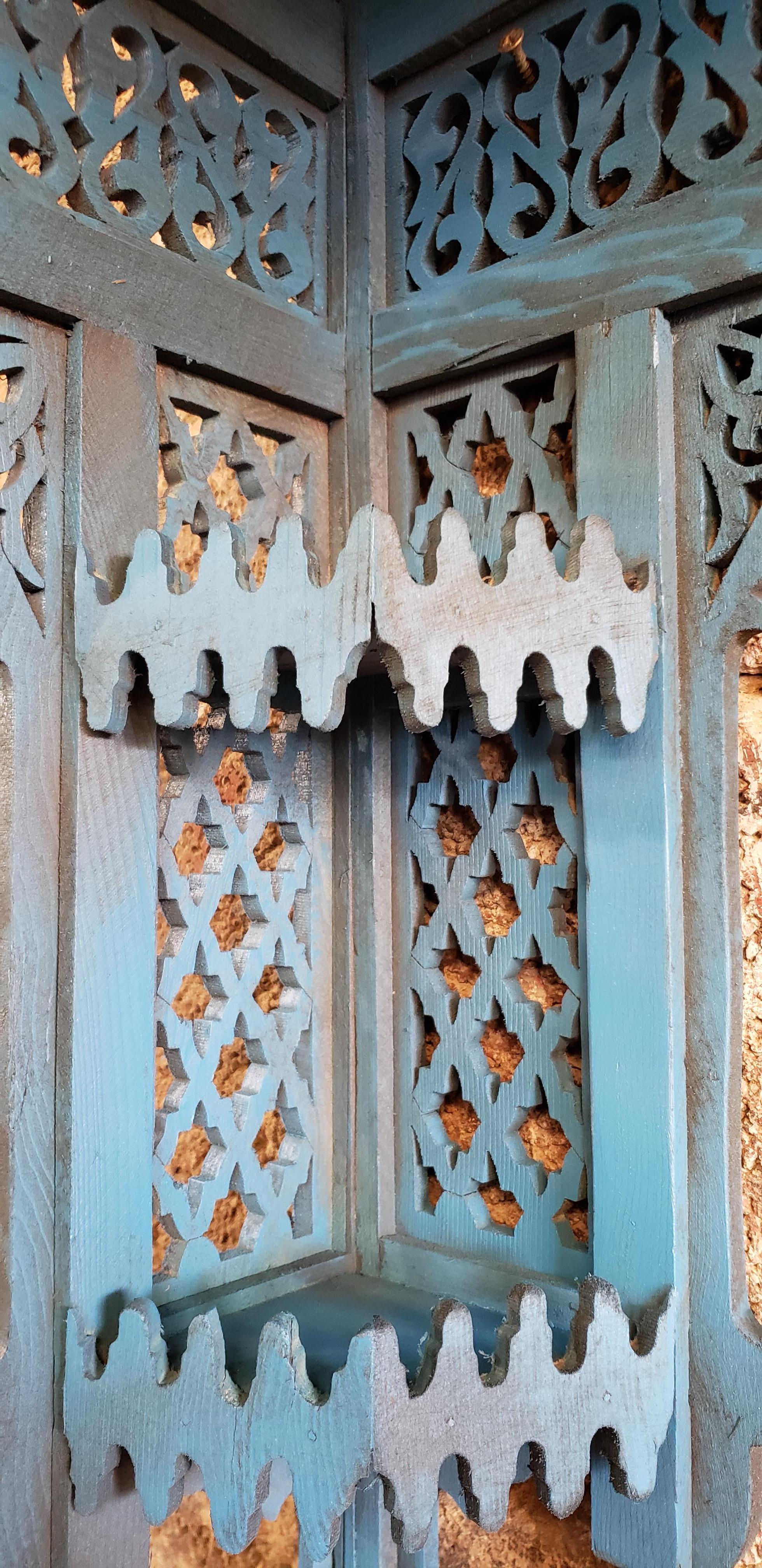 Moroccan Blue Wooden Corner Shelf In New Condition For Sale In Orlando, FL