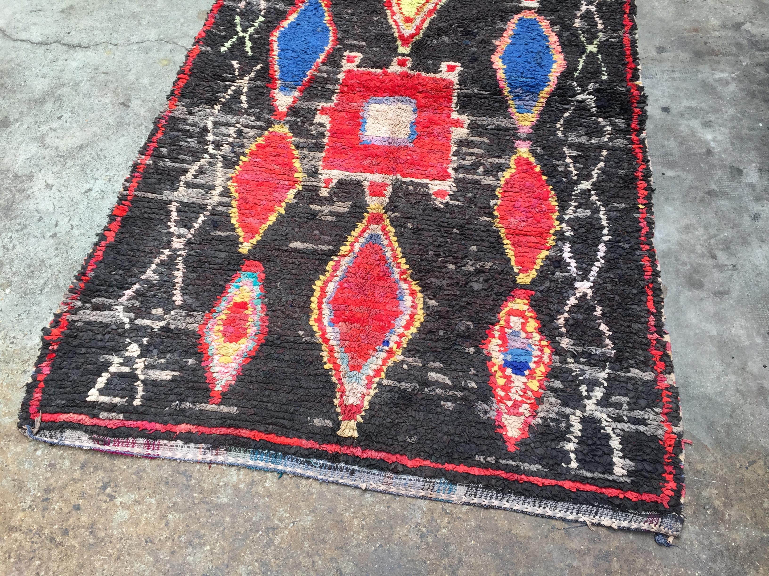 Moroccan Boucherouite Rug, Hand-Knotted Fabrics, 1980s 2