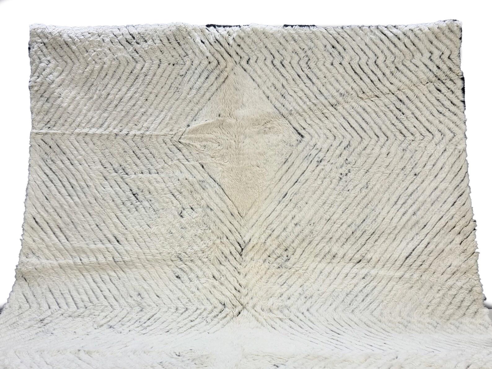 Moroccan Boujaad Black and White Striped Rug For Sale 1