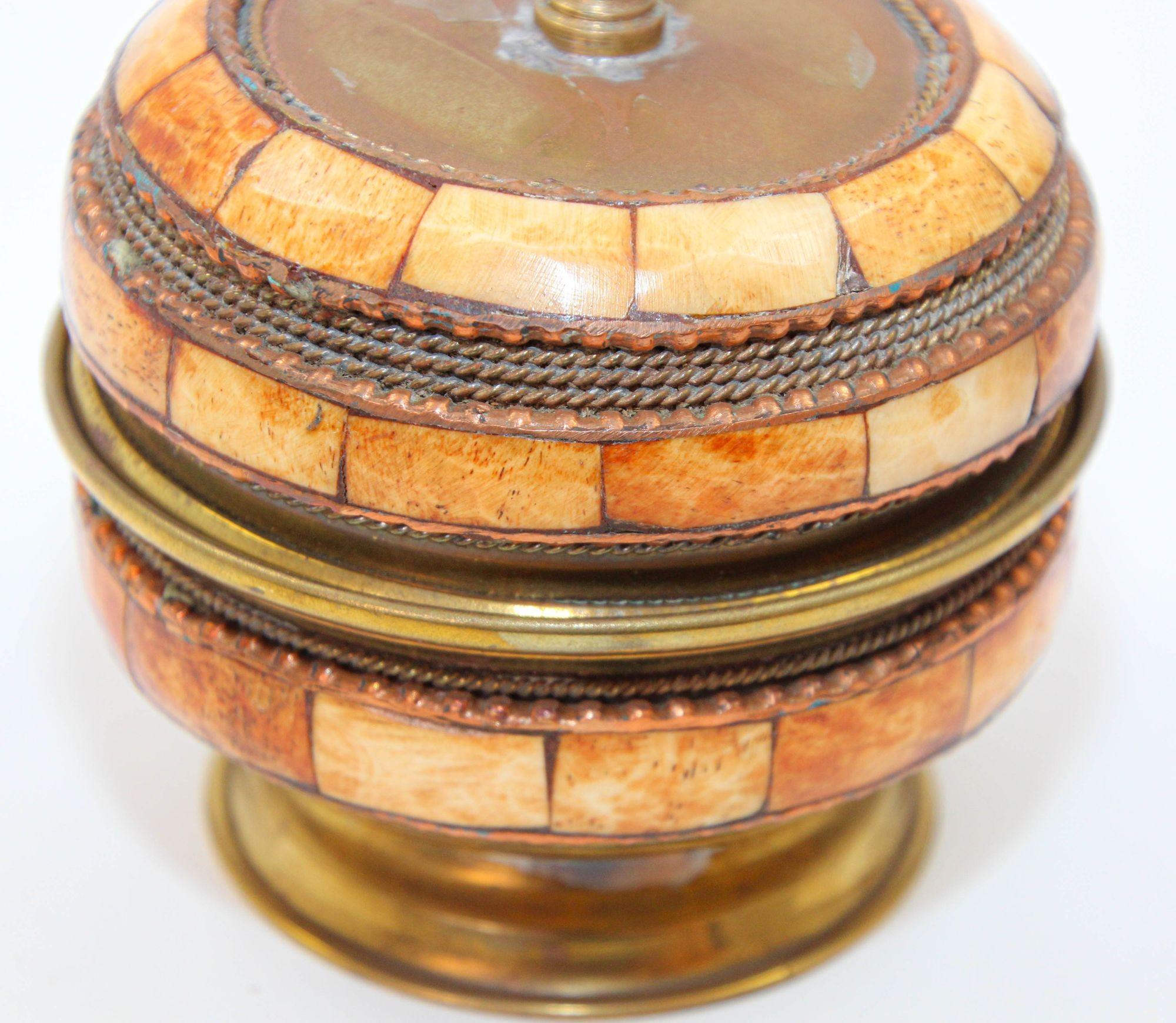 Moroccan Brass and Bone Overlay Box with Lid 1950s For Sale 1