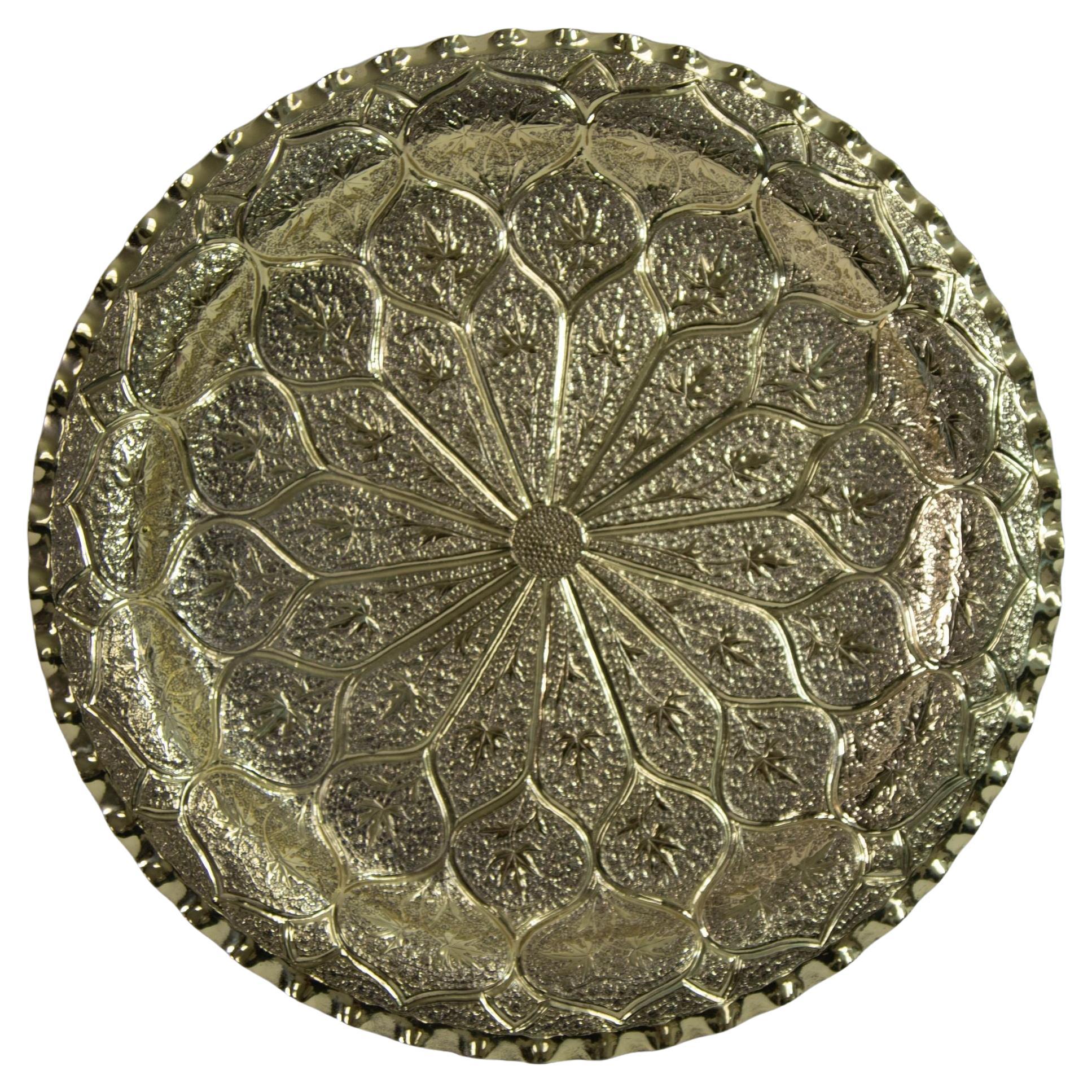 Marokkanisches Messingtablett, maurische islamische Metallarbeit, 13 Zoll Durchmesser