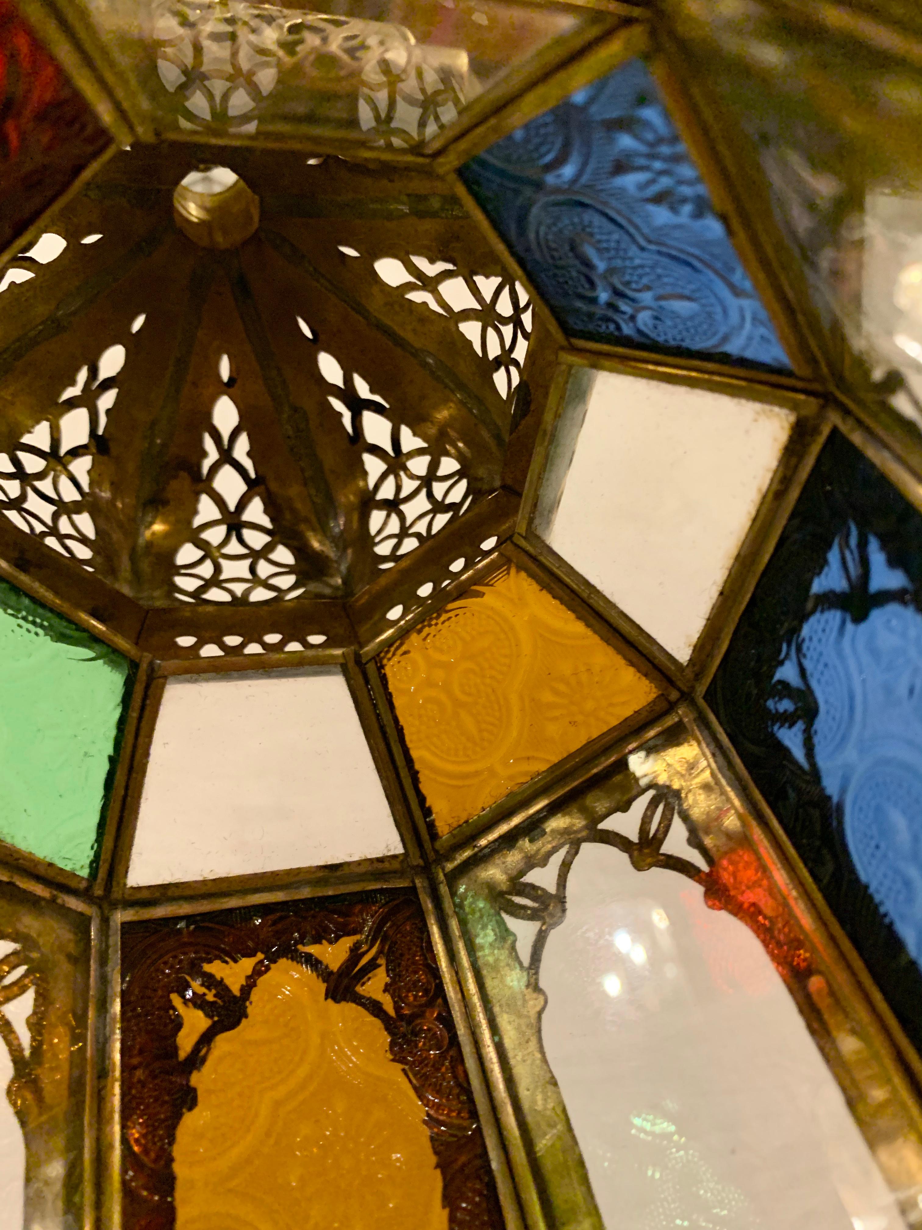 Marokkanische mehrfarbige Vintage-Laterne aus Glas, Vintage, ein Paar im Angebot 6