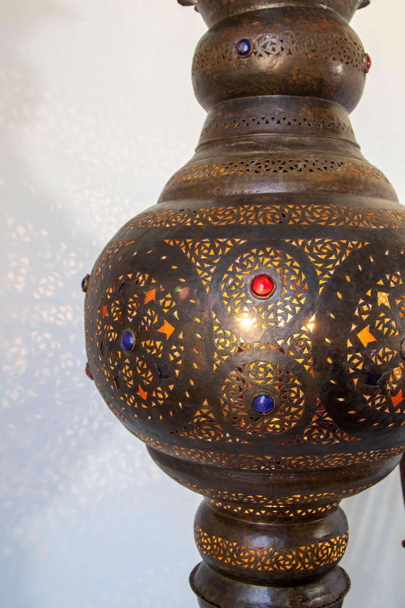 Lampadario moresco in bronzo marocchino in vendita 9