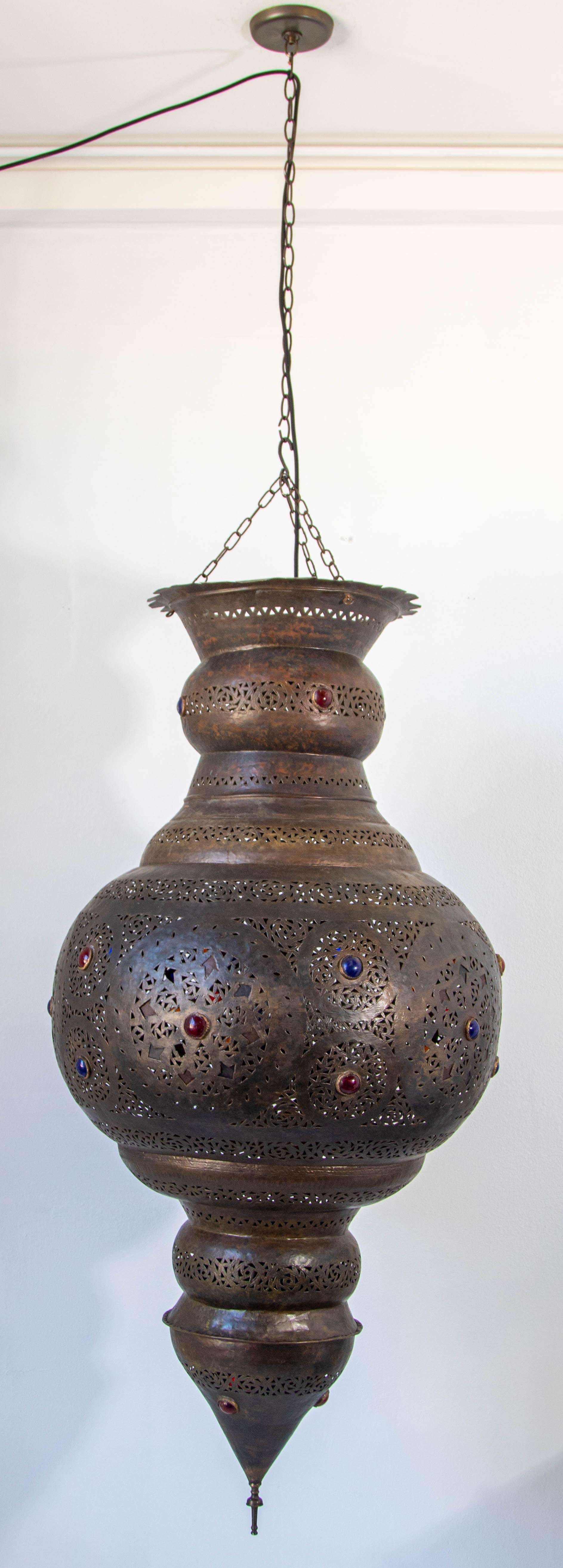 Islamico Lampadario moresco in bronzo marocchino in vendita