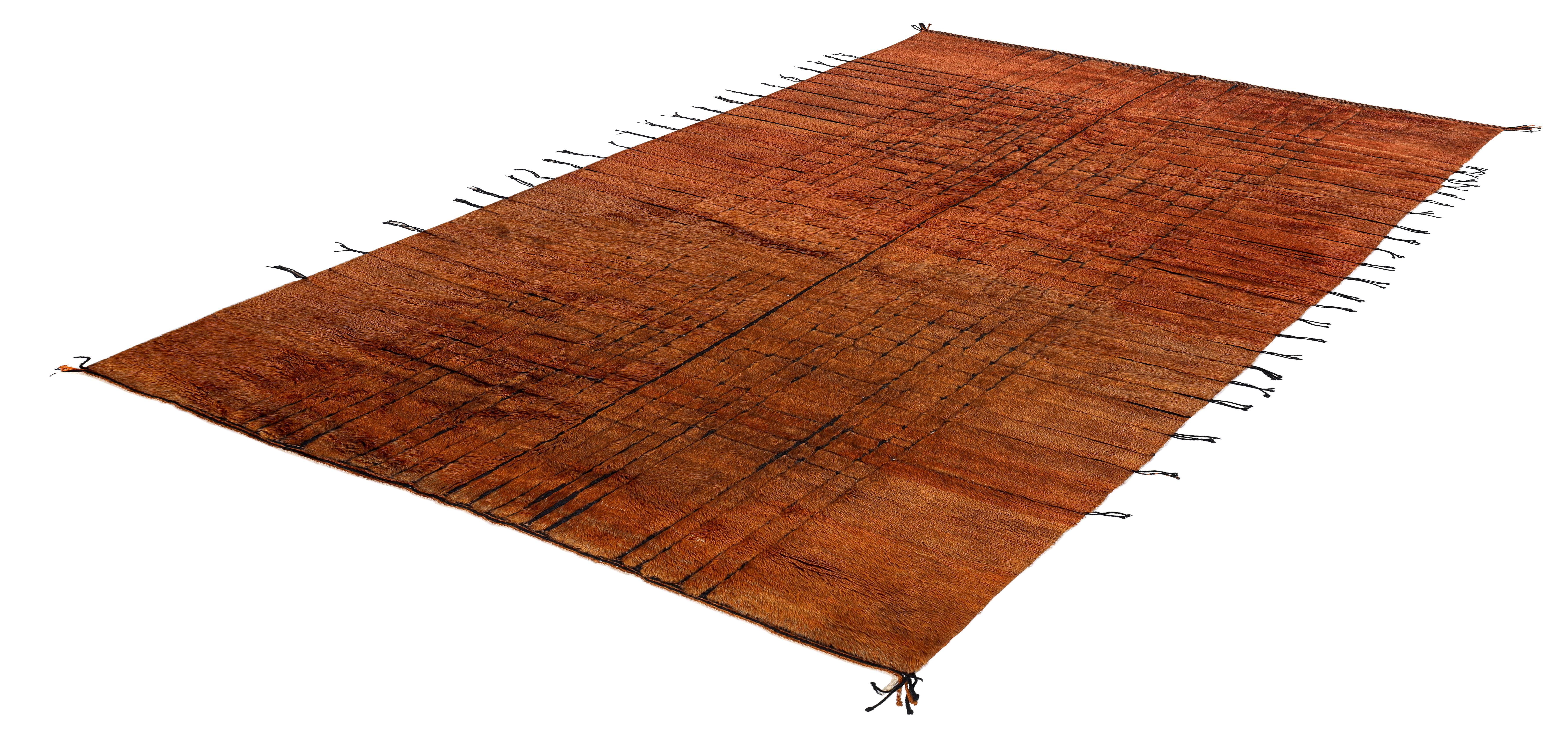 Alfombra marroquí de lana naranja quemado con sutil dibujo lineal a cuadros Marroquí en venta