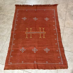 Alfombra Kilim Marroquí de Seda de Cactus de Tejido Plano