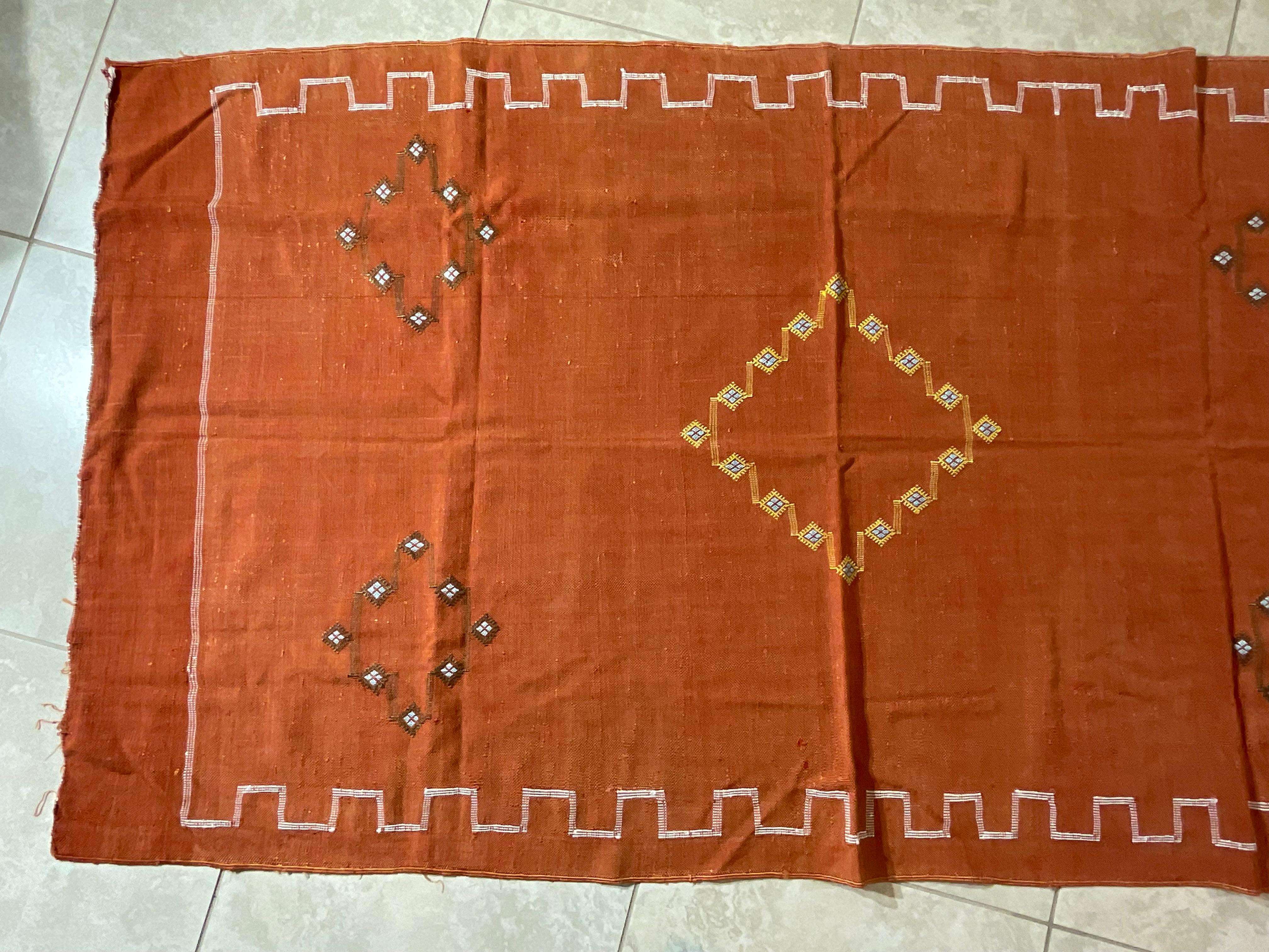 Moroccan Cactus Silk Flat-Weave Kilim Rug For Sale 1
