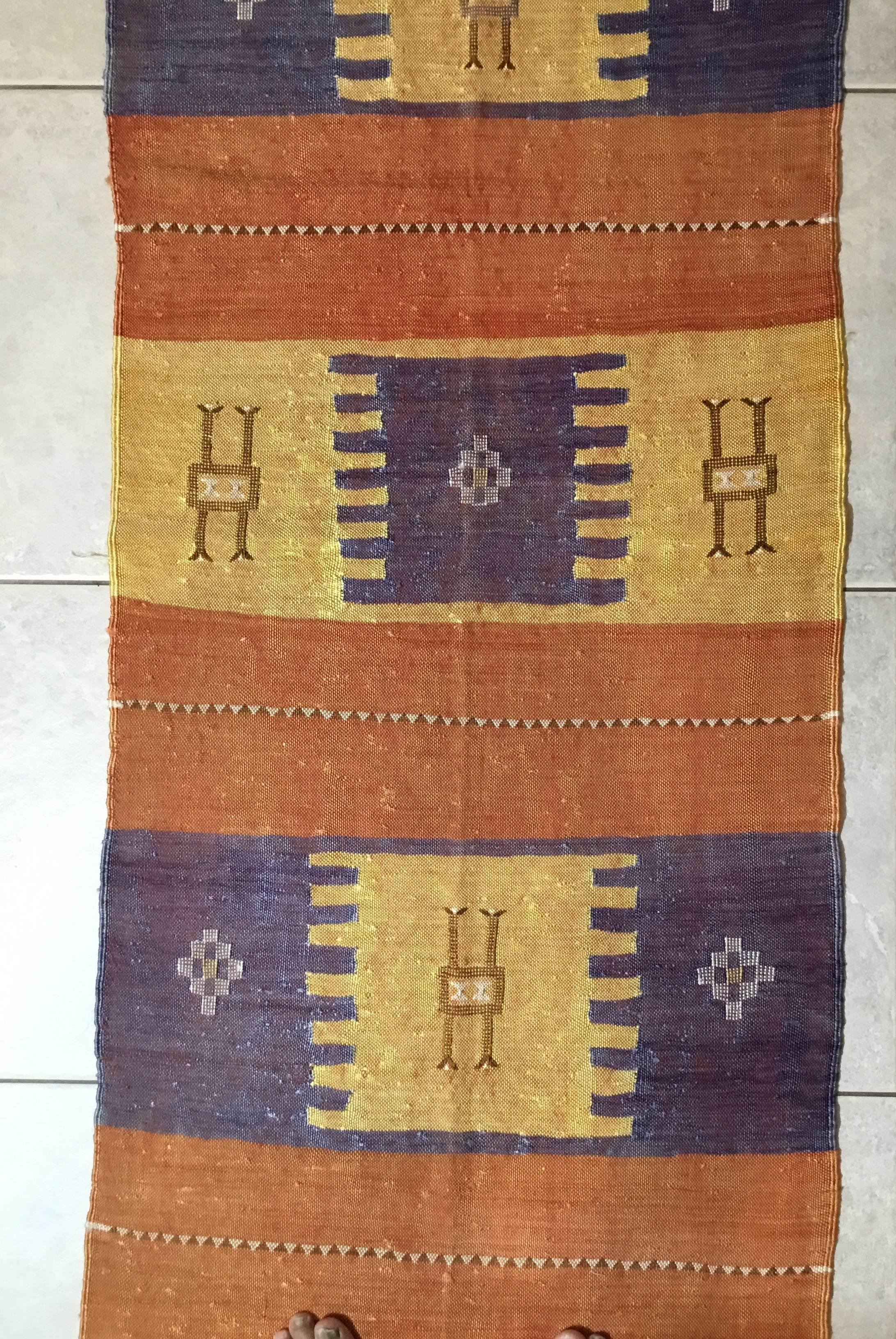 Moroccan Cactus Silk Flat-Weave Kilim Runner Rug In Excellent Condition In Delray Beach, FL
