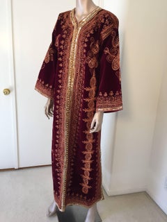 Moroccan Caftan Maroon Velvet Embroidered with Gold Kaftan, circa 1970