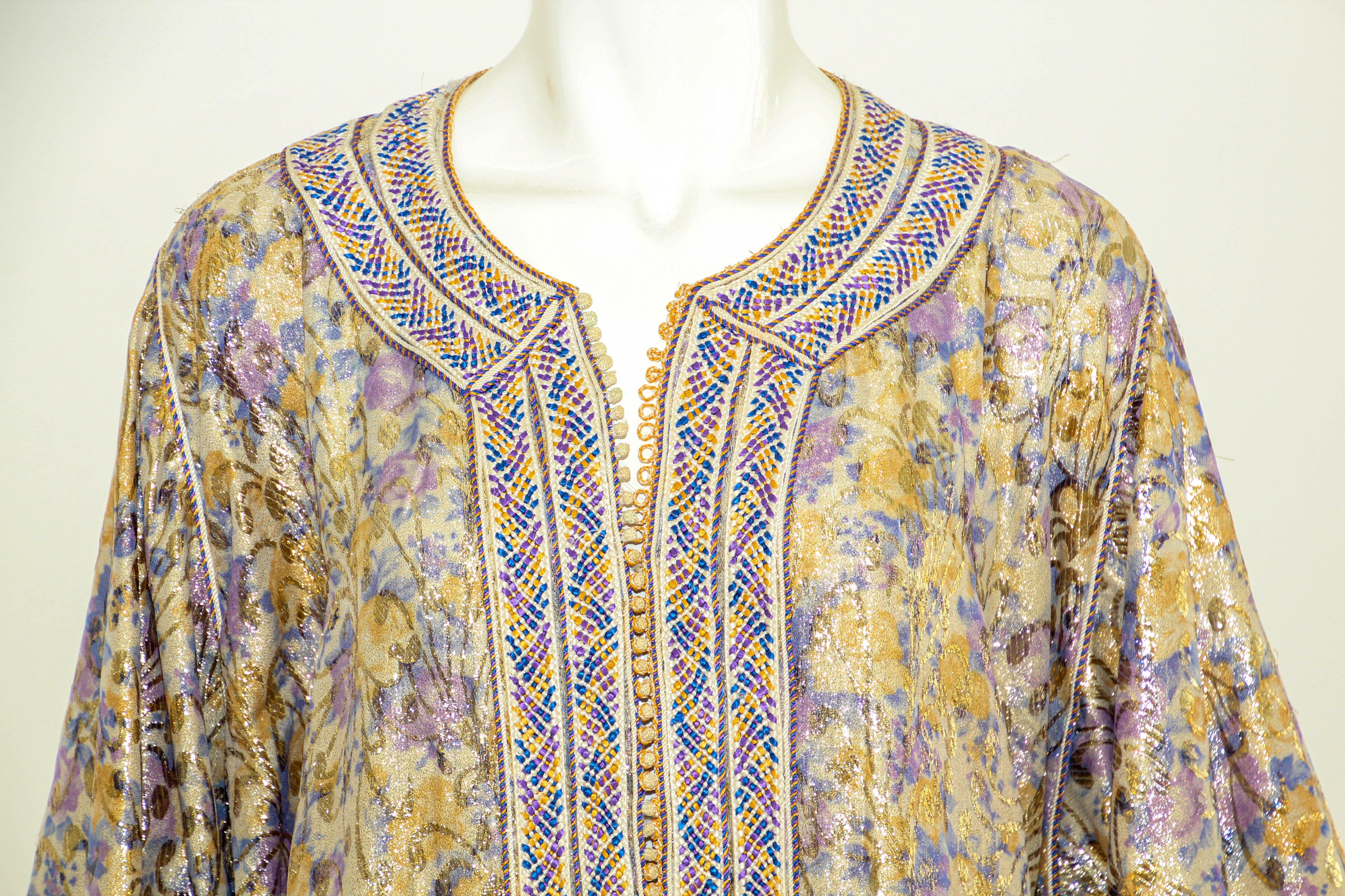 Moroccan Caftan Metallic Floral Silk Brocade Vintage Purple and Gold Kaftan For Sale 14