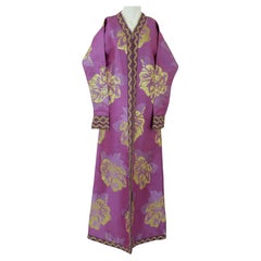 Marokkanischer Kaftan aus rosa und goldenem Damast mit Damaststickerei, Vintage 1960er Jahre