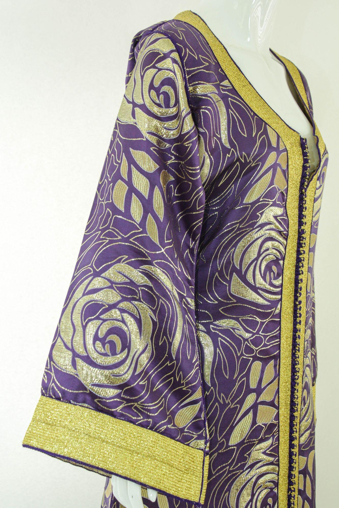 Marokkanischer Kaftan im Vintage-Stil, lila und goldener Damast, bestickt, 1960er Jahre im Angebot 5