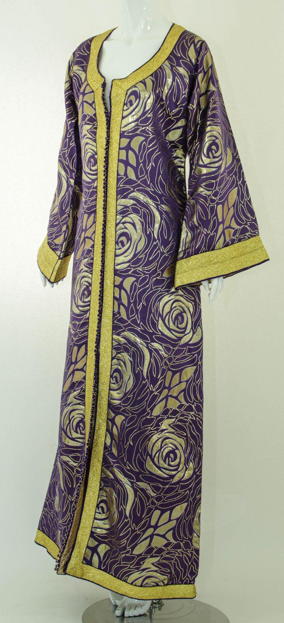Marokkanischer Kaftan im Vintage-Stil, lila und goldener Damast, bestickt, 1960er Jahre im Angebot 9