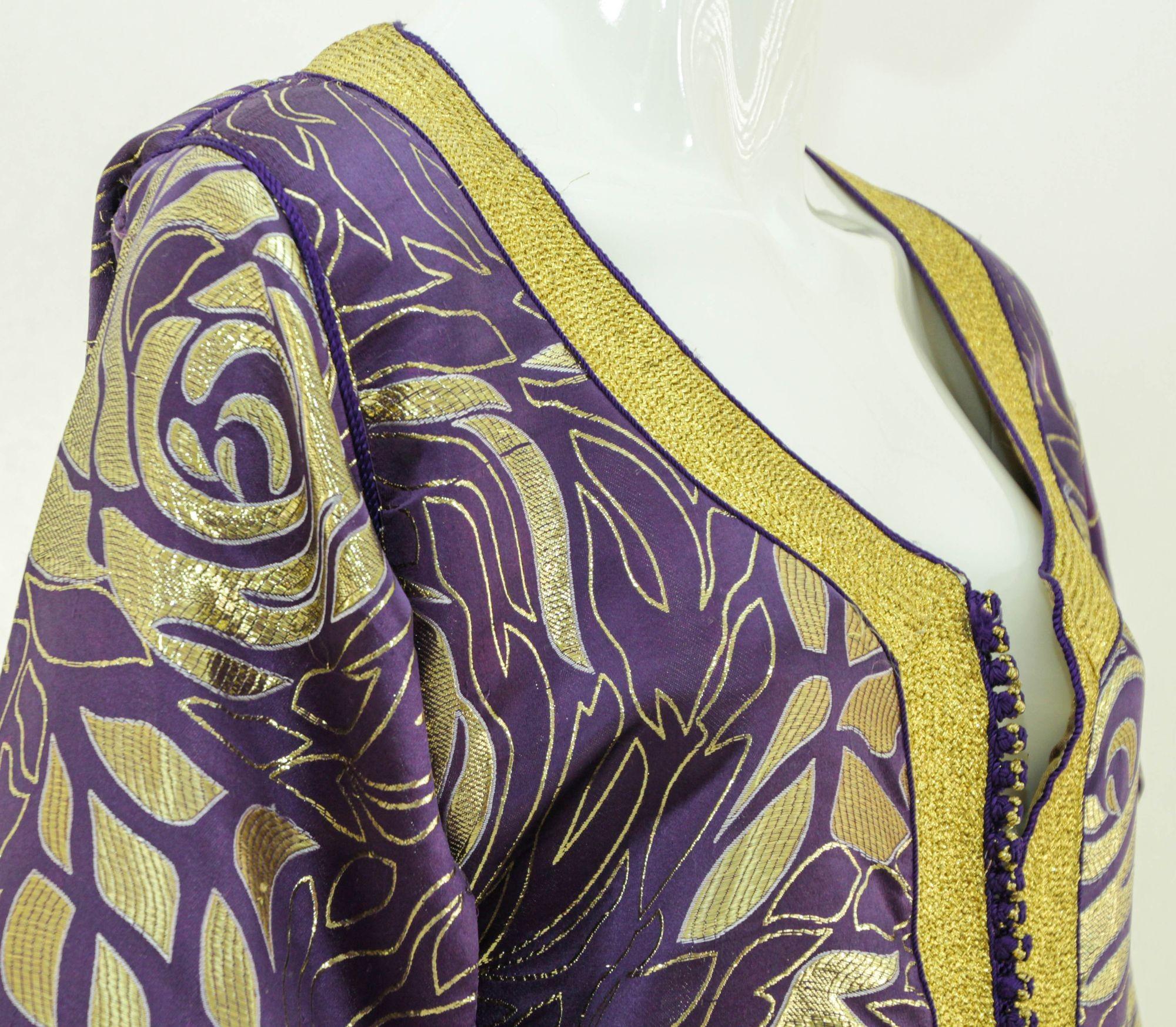 Marokkanischer Kaftan im Vintage-Stil, lila und goldener Damast, bestickt, 1960er Jahre im Angebot 11