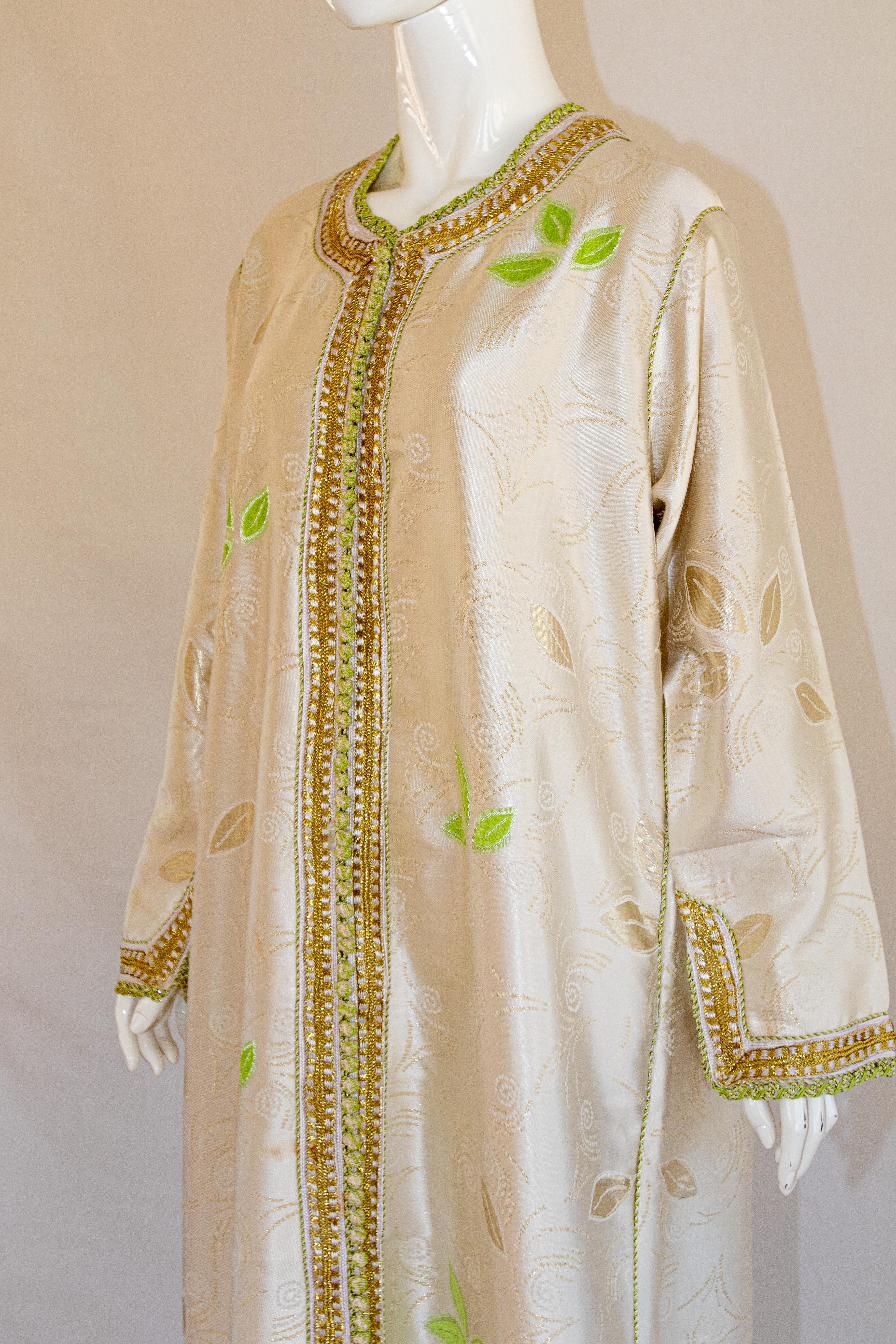 Moroccan Caftan, Silk Brocade Vintage Kaftan  In Good Condition For Sale In North Hollywood, CA