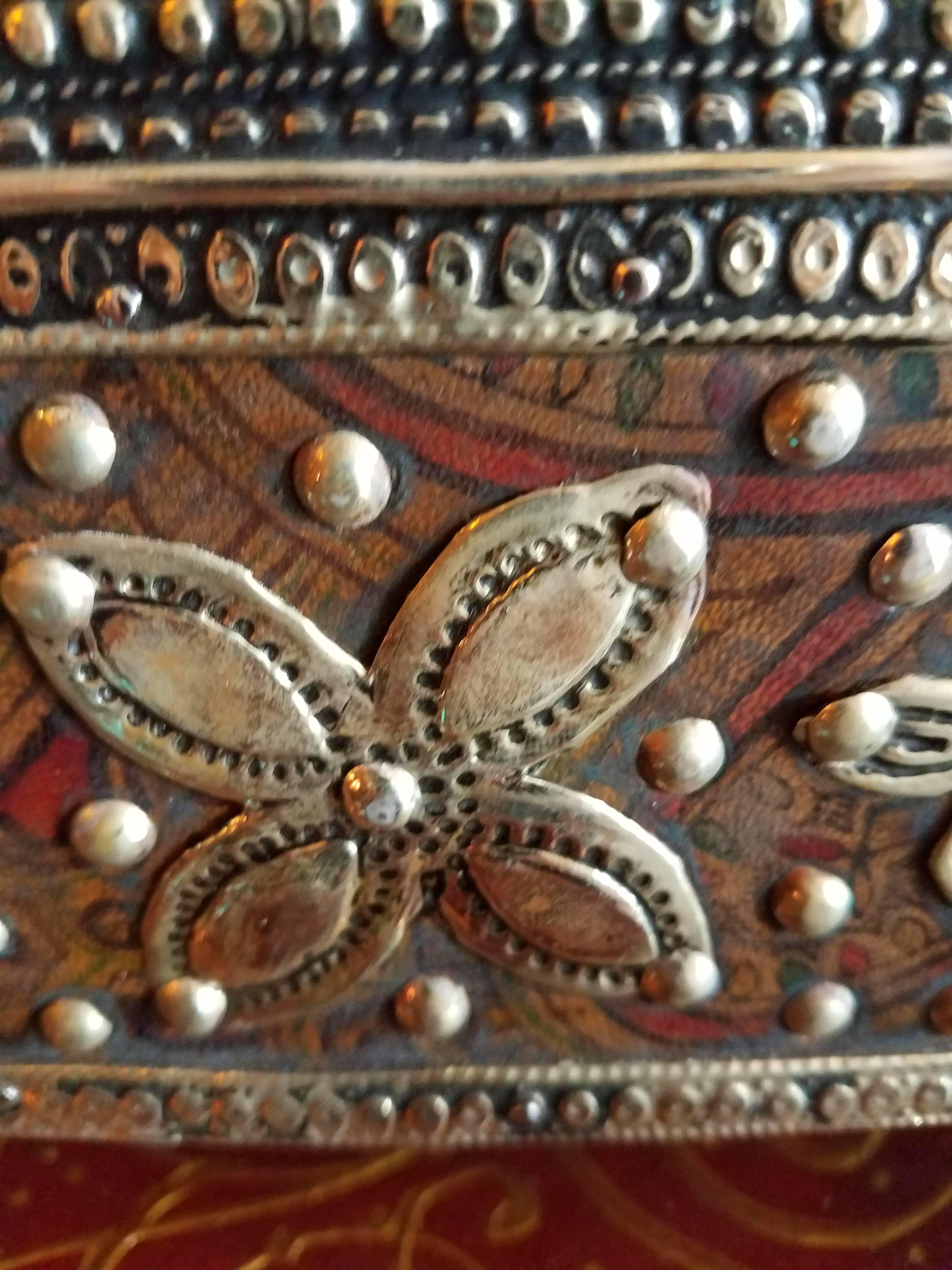 Late 20th Century Moroccan Camel Bone and Leather Trunk, Small For Sale