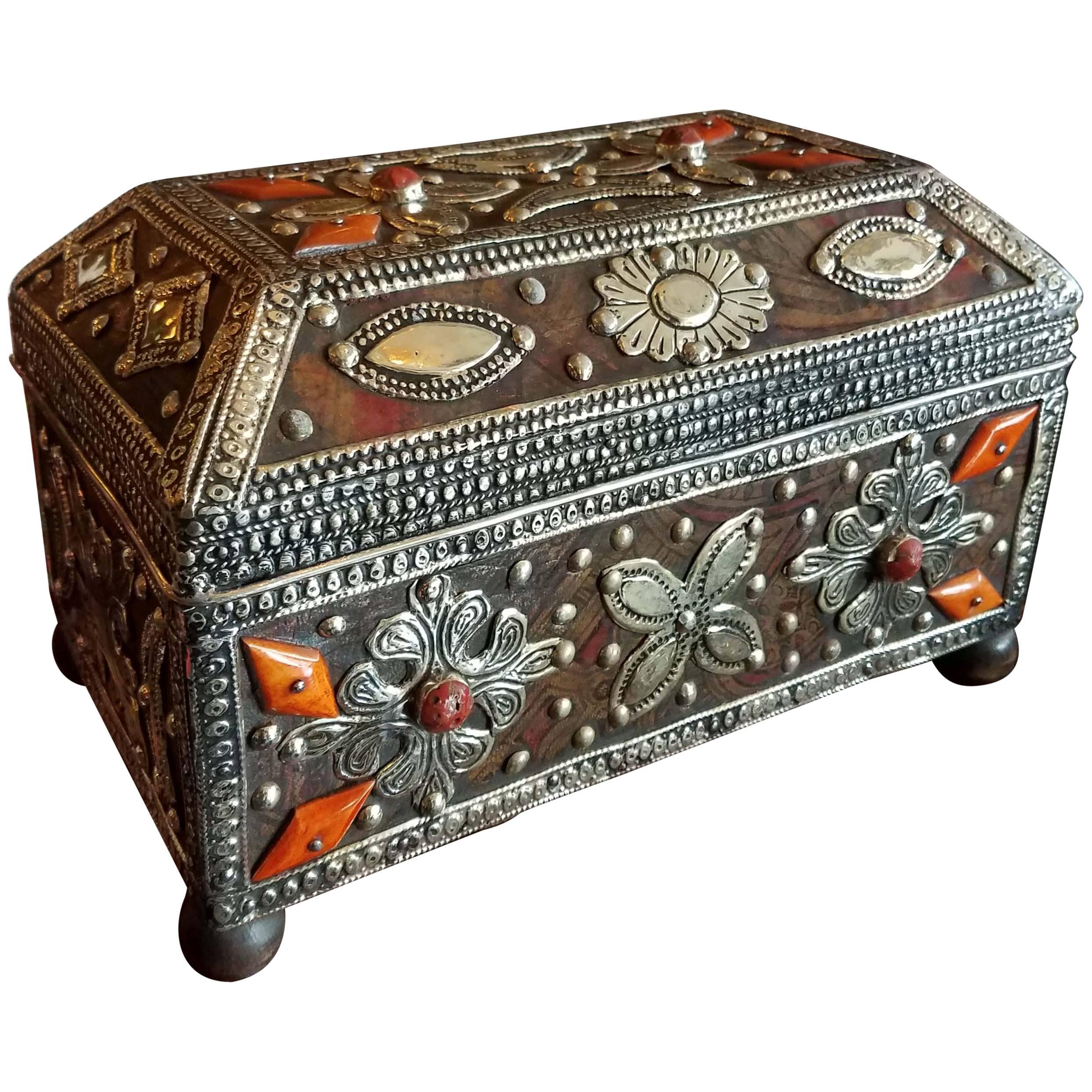 Moroccan Camel Bone and Leather Trunk, Small For Sale