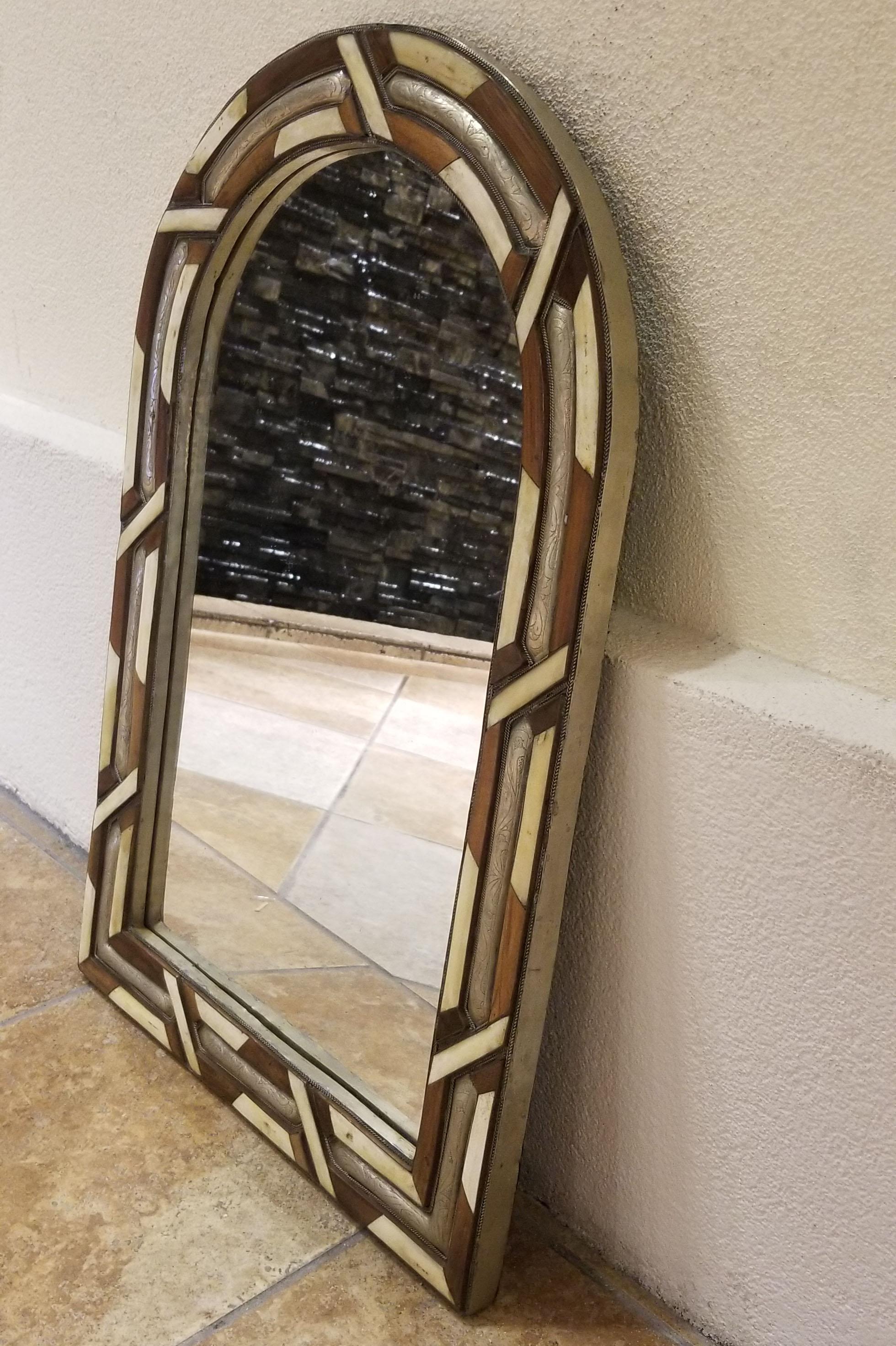 Moroccan Camel Bone Mirror, Har 30 For Sale 2