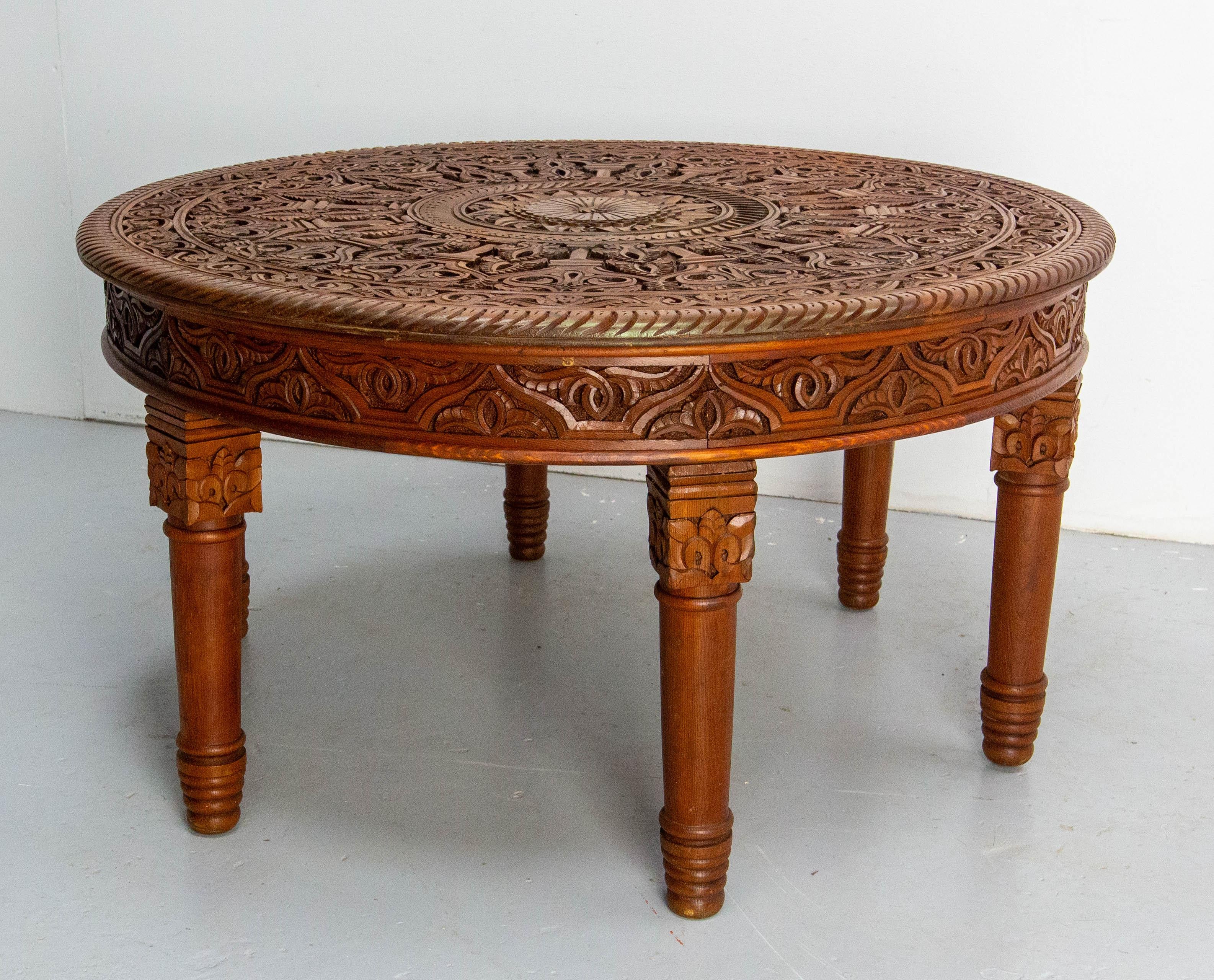 19th Century Moroccan Central or Coffee Atlas Cedar Table Hand Carved 20th Mid-Century For Sale