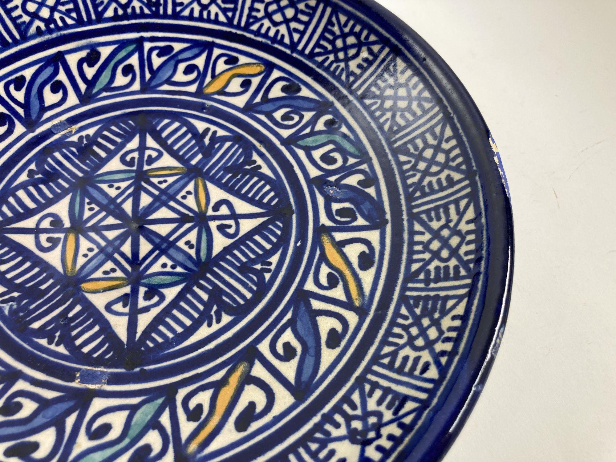 Mauresque Assiette bleue en céramique marocaine, Fez, années 1920 en vente