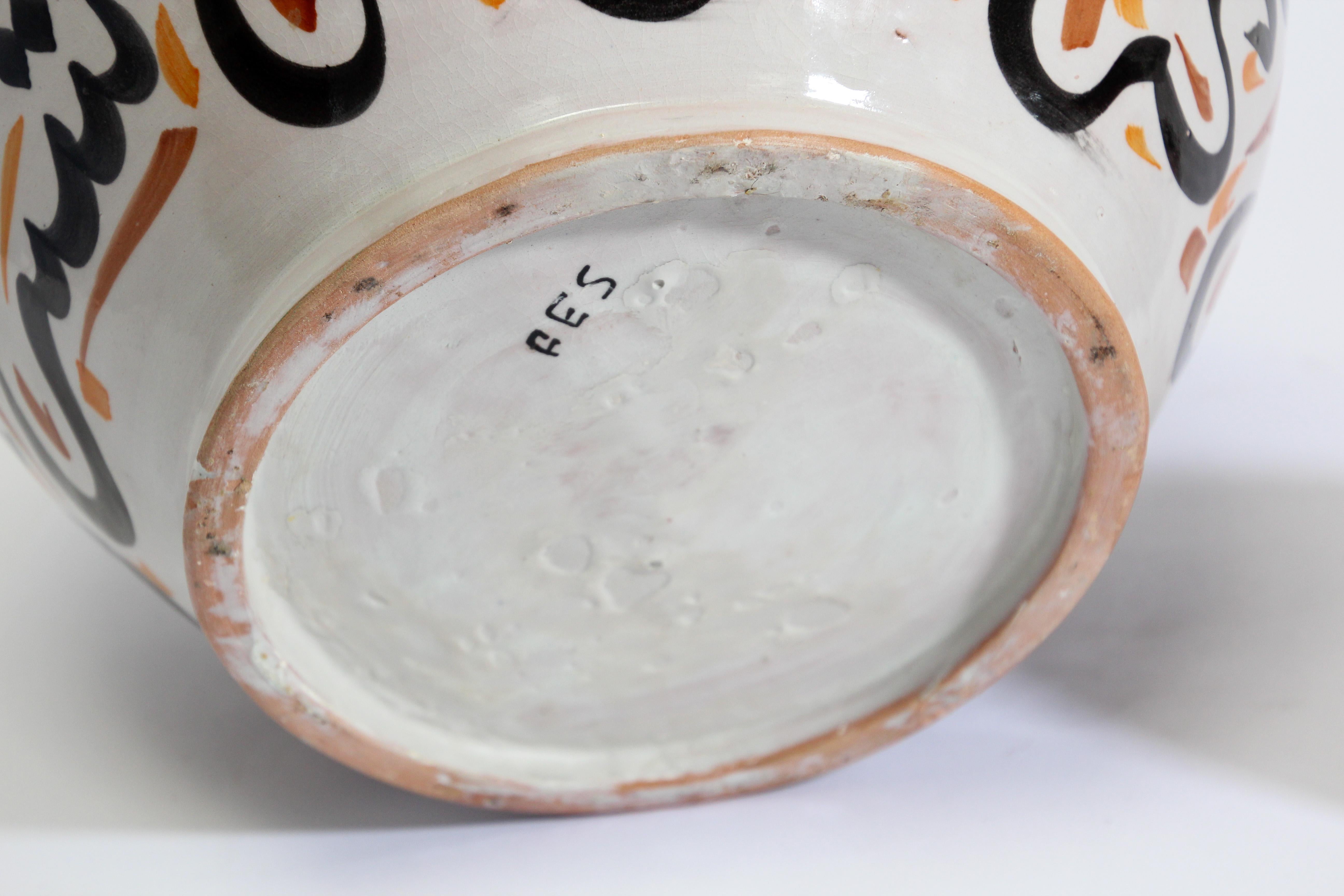 Marokkanische Keramik-Urne mit Deckel und arabischer Kalligrafie und Lettrism-Schreibweise im Angebot 8