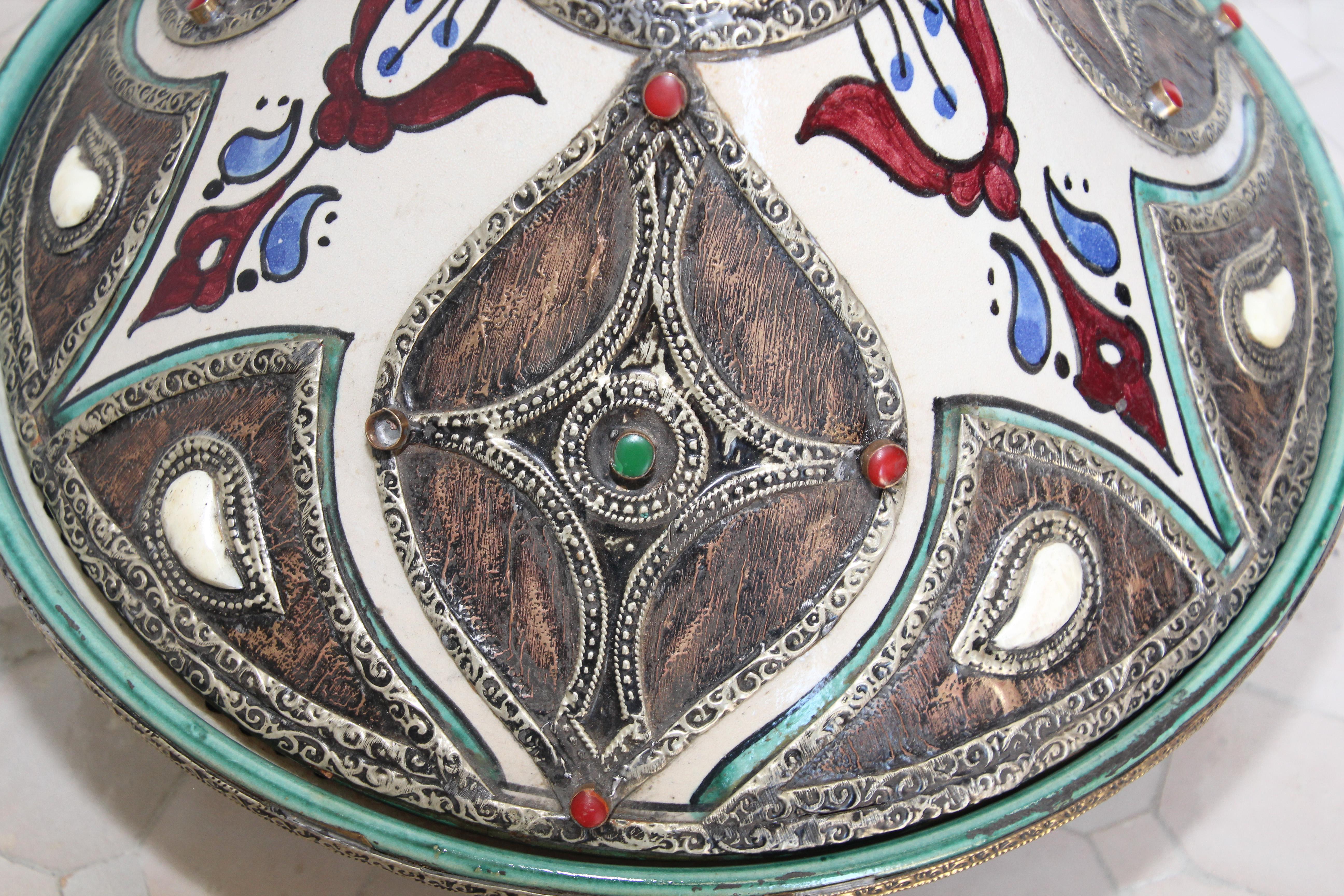 Antique Moroccan Ceramic Tajine from Fez Polychrome For Sale 12