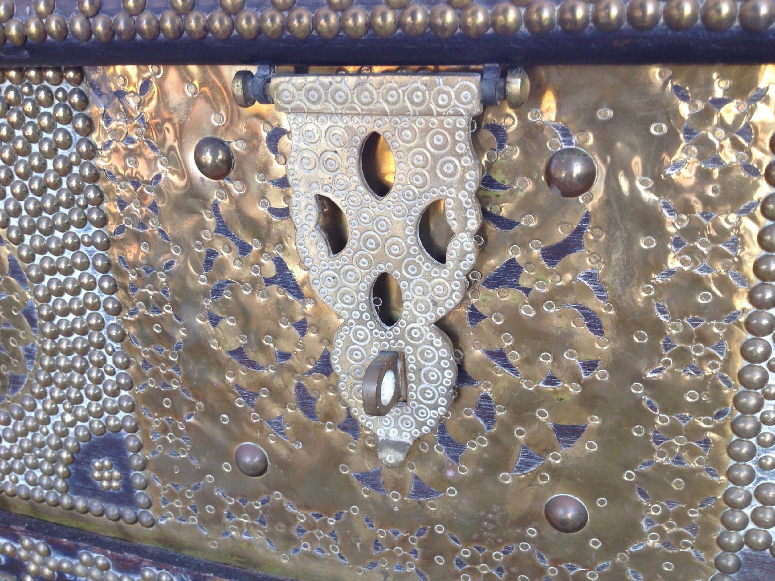 Moroccan Chest / Coffee Table 5