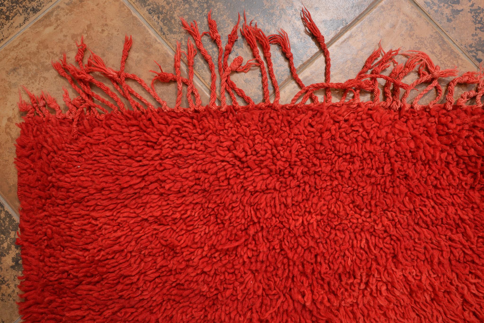 Moroccan CHICHAUA Red Carpet For Sale 2