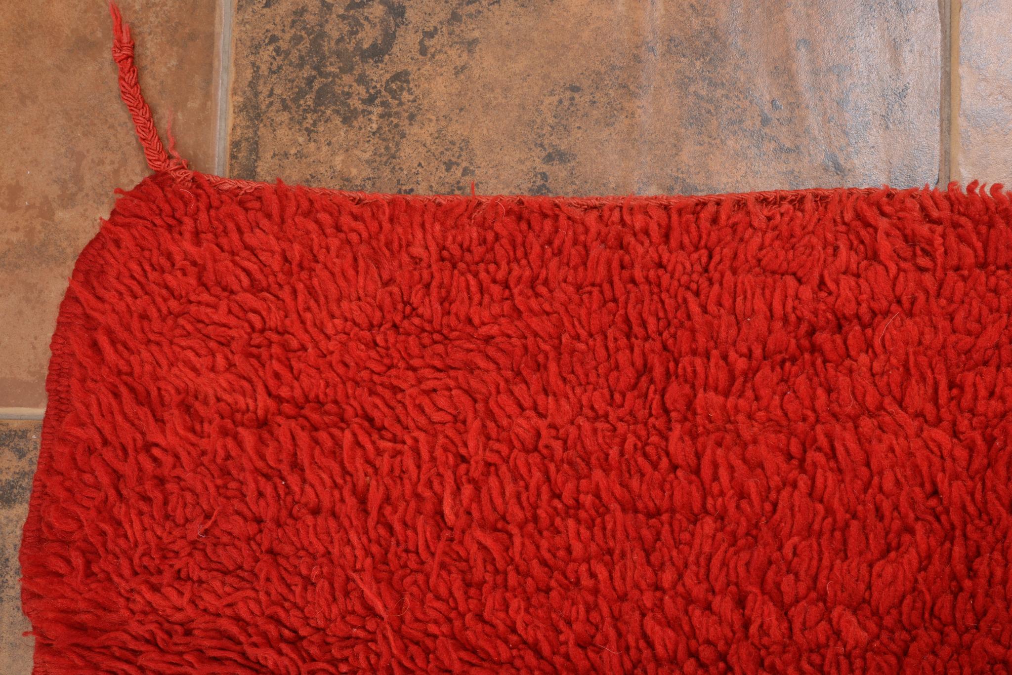 Wool Moroccan CHICHAUA Red Carpet For Sale