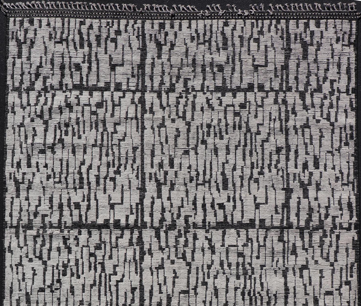 Modern  Moroccan Contemporary Abstract Rug in White and Black in Hi-Low Design  For Sale